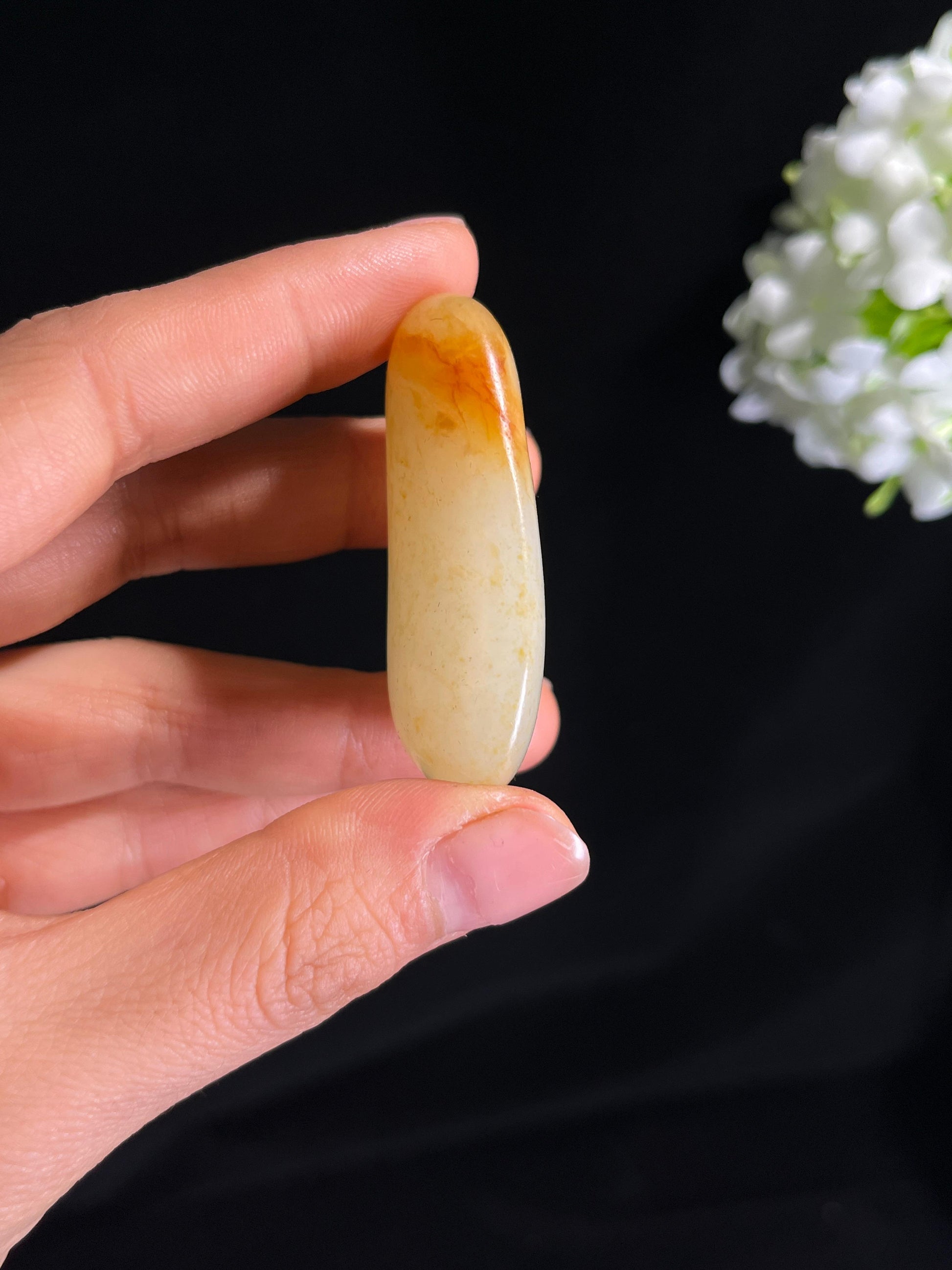 和田玉意境洒金皮籽料原石（yc275364）