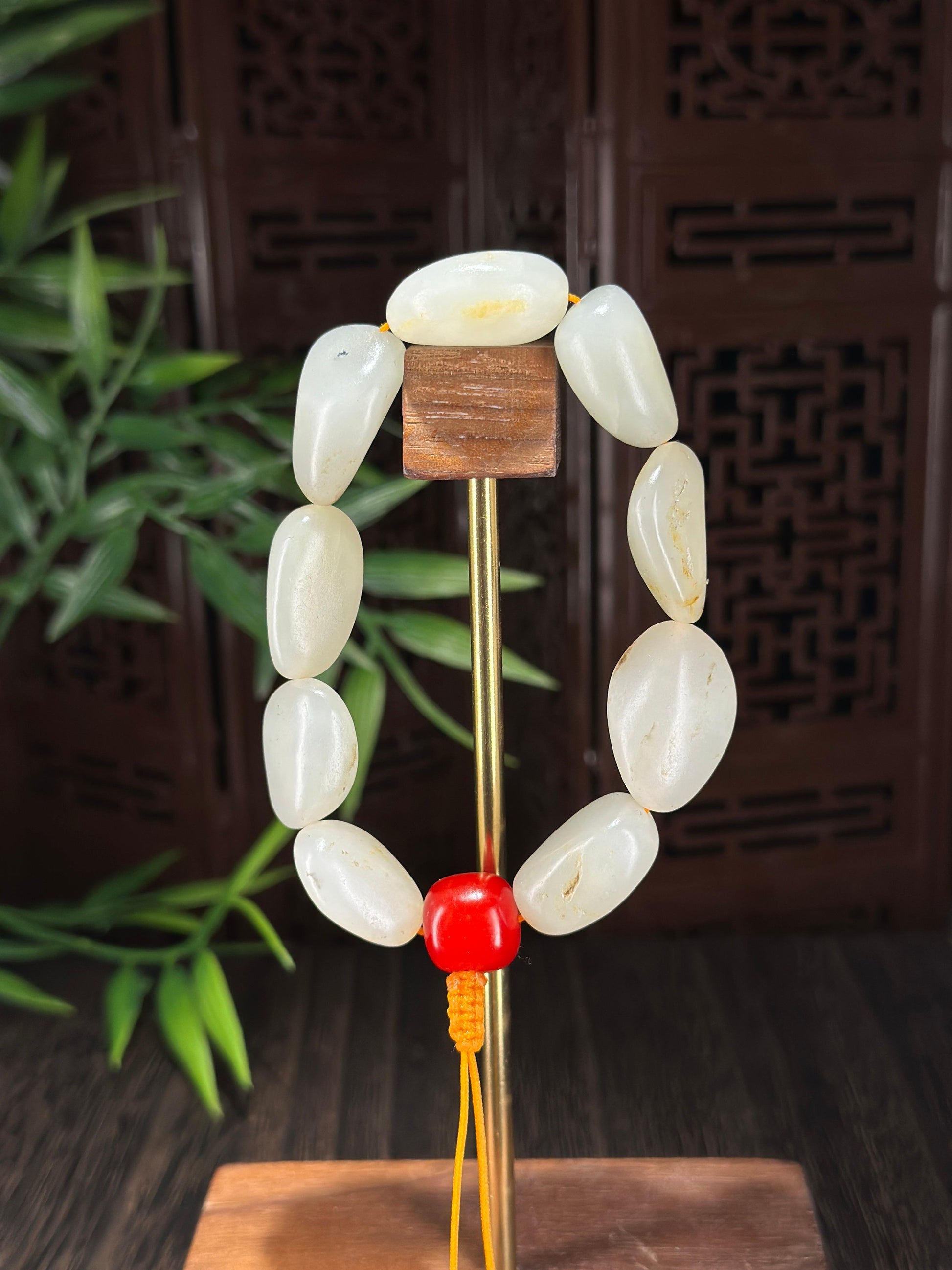 新疆和田玉白玉淡洒金皮聚黑皮原籽手串（9颗）（yc696920）