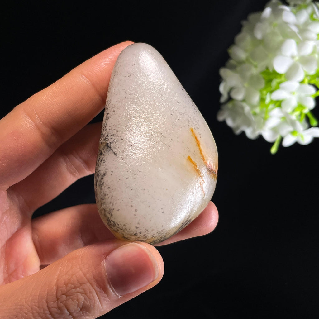 和田玉白玉“墨韵秋声”黄皮油库皮籽料（yc356020）