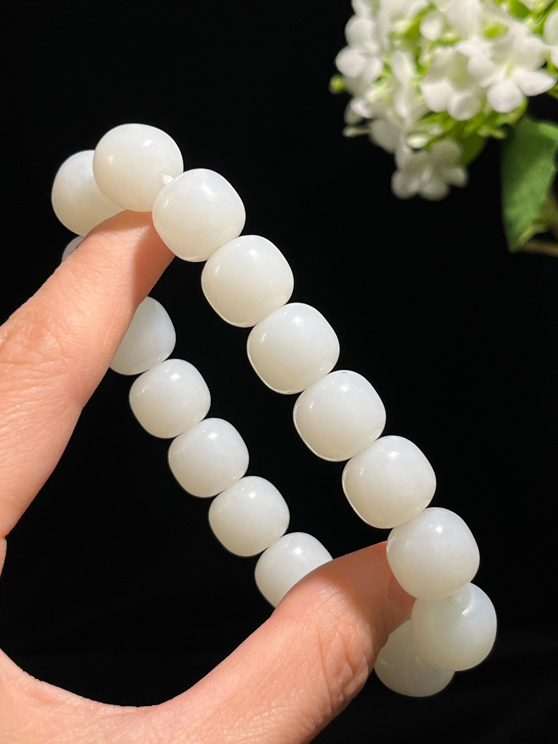 新疆天然和田玉白玉老型珠手串（yc258295）