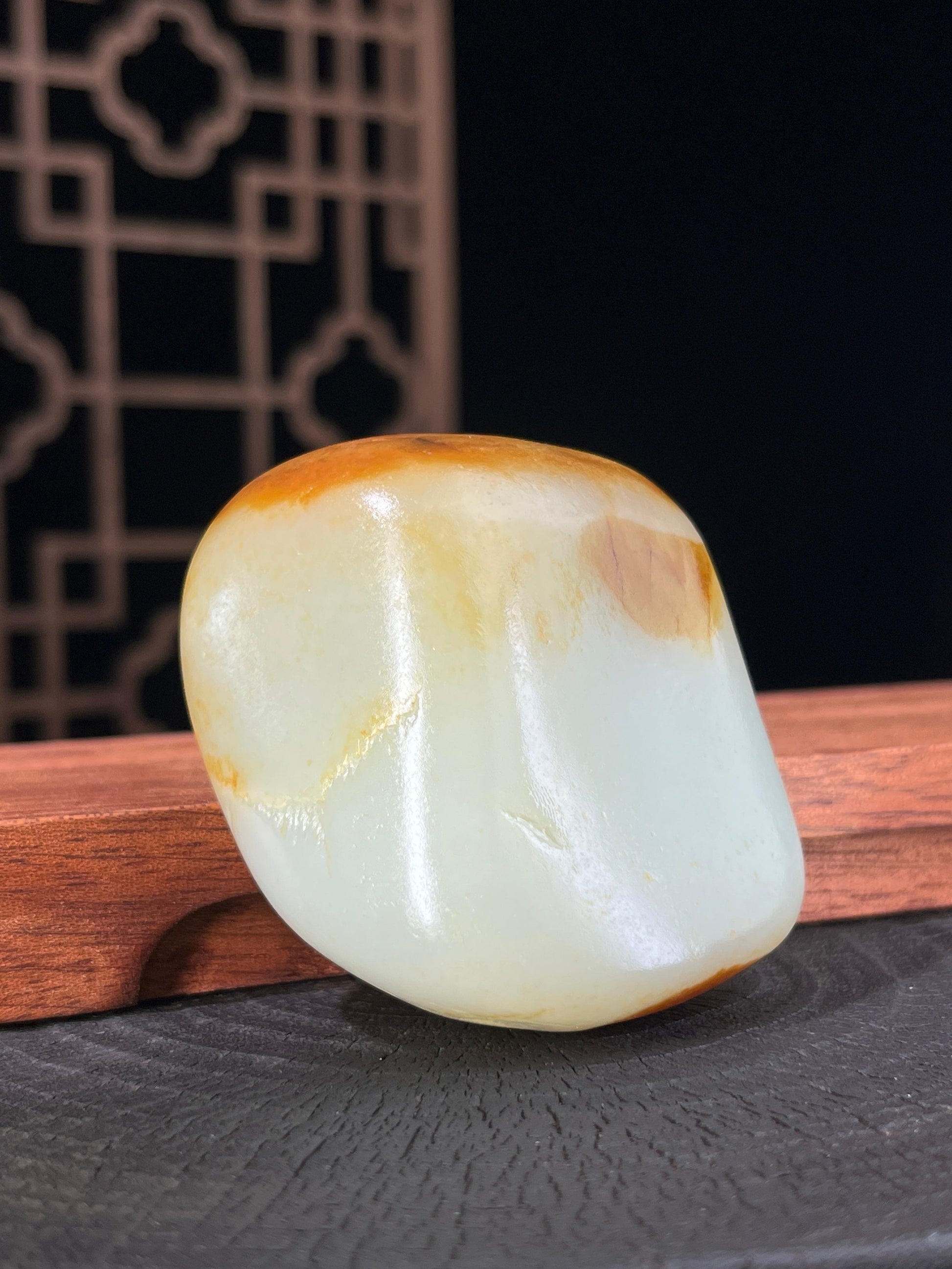 新疆和田玉天地聚红皮籽料原石（yc230226）