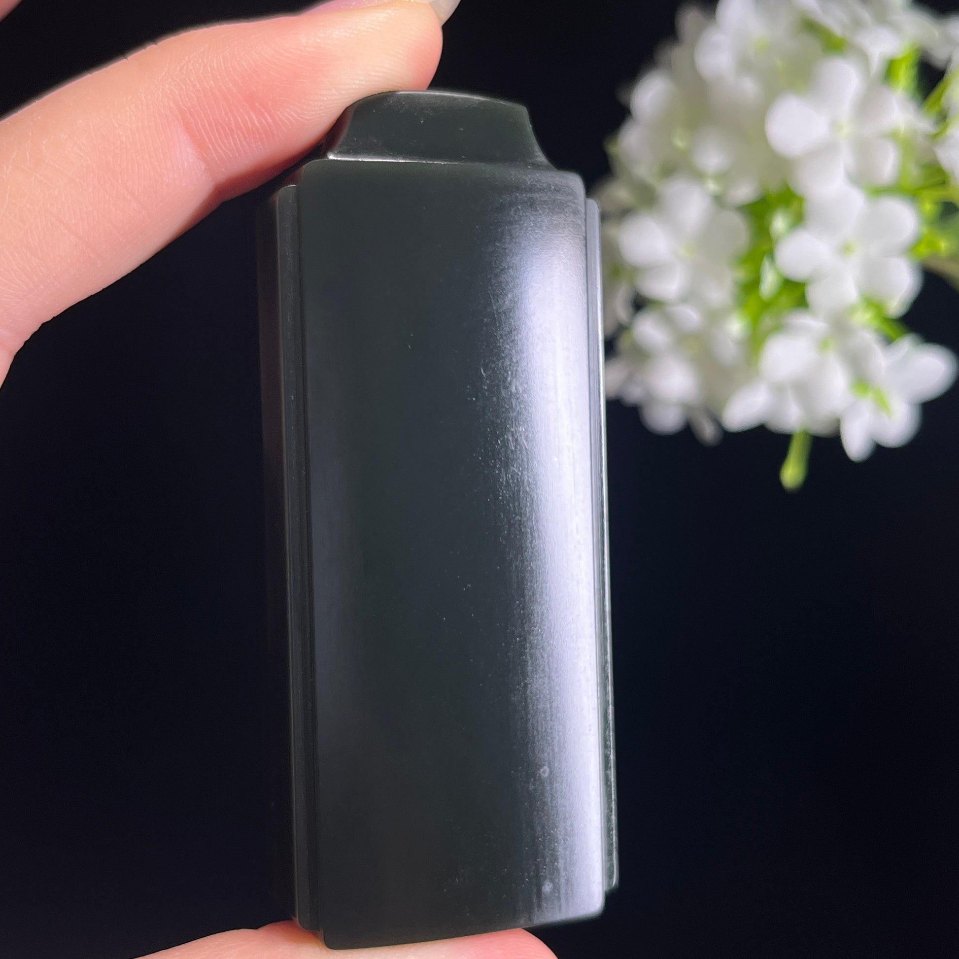 新疆天然和田玉“玄玉凝光”黑青平安无事牌（yc330213）