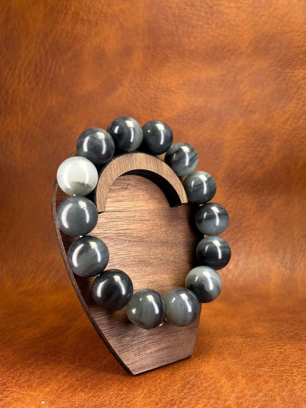 和田玉青花籽料手串（16卡）（yc222503）