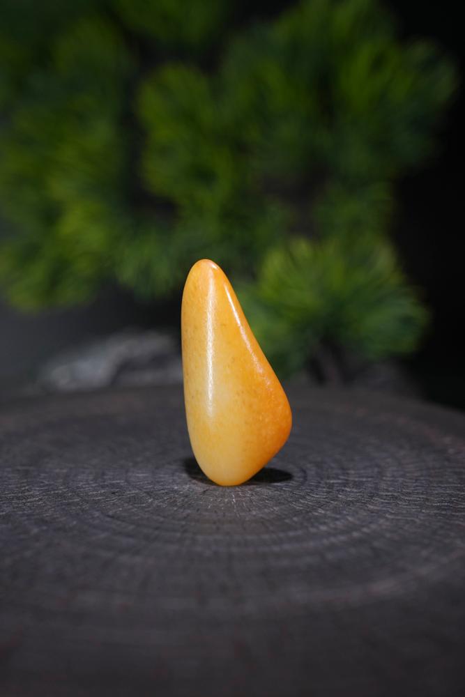 新疆和田玉聚黄皮挂件籽料原石（yc240765）