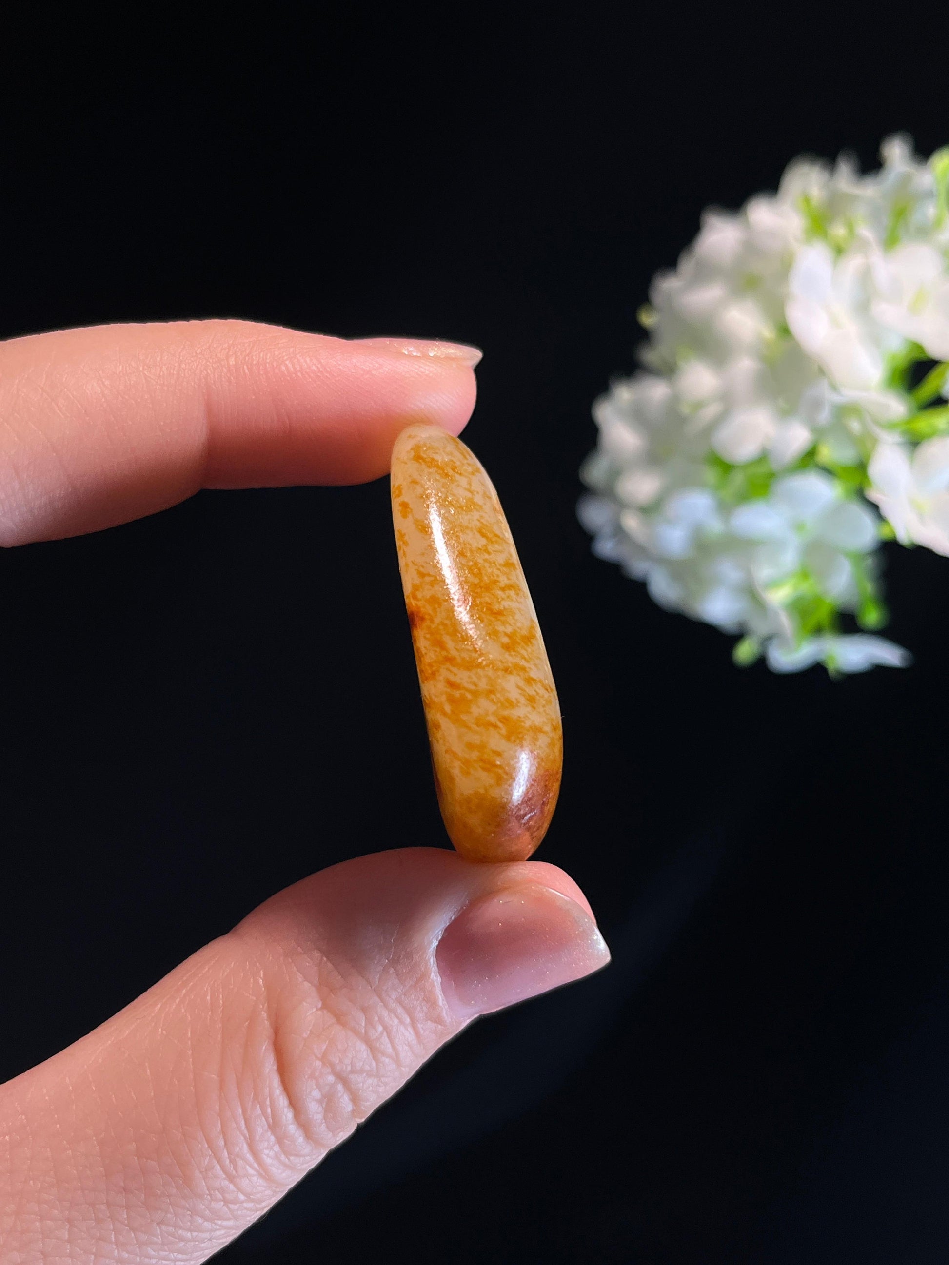 新疆天然和田玉洒金皮籽料原石（yc274684）