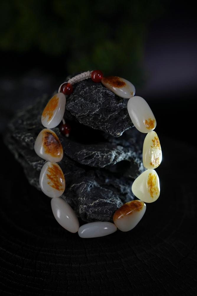 新疆和田玉白玉洒金皮籽料原石手串（修）yc229718）