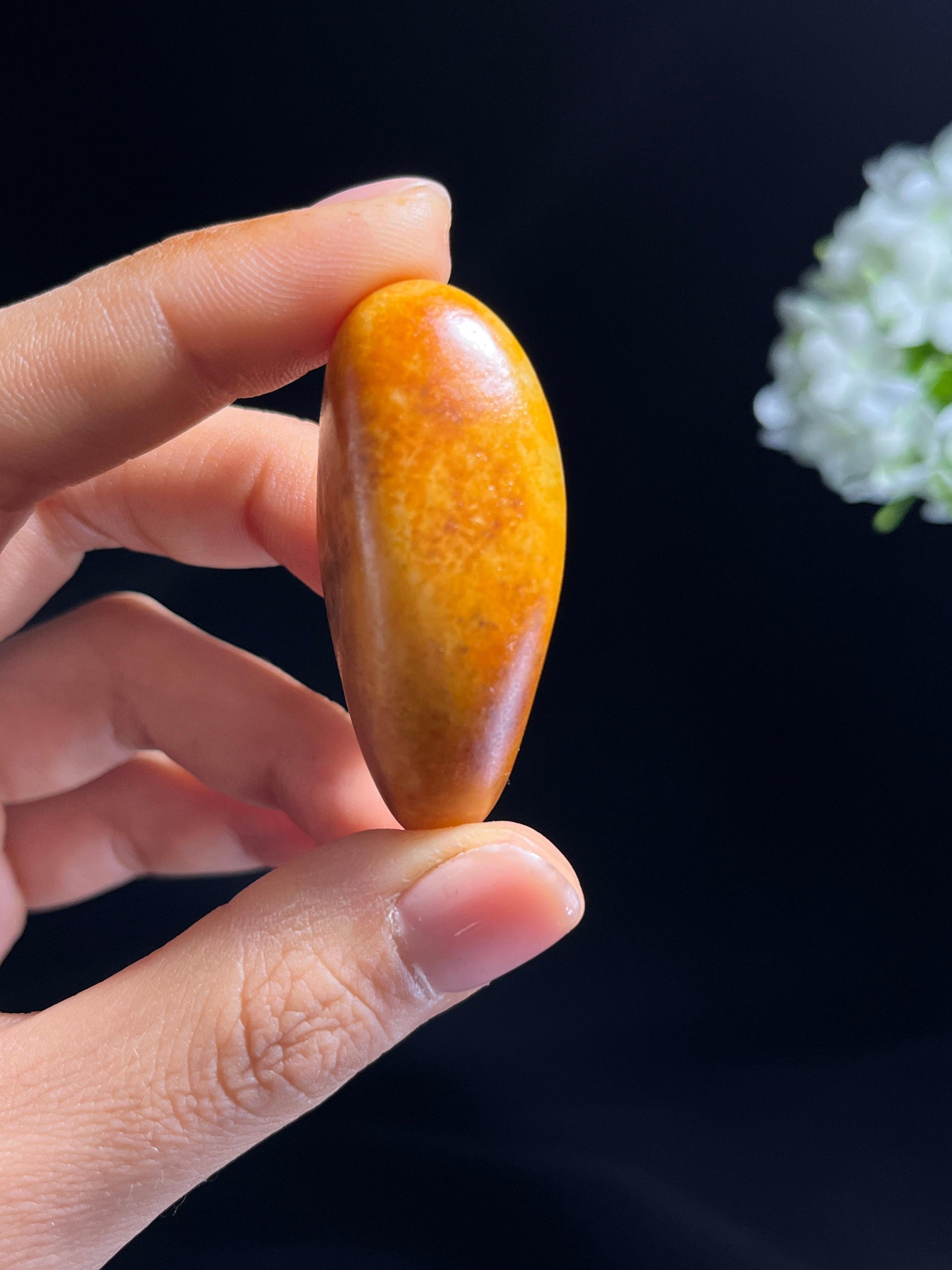 新疆天然和田玉黄沁籽料原石（yc263713）