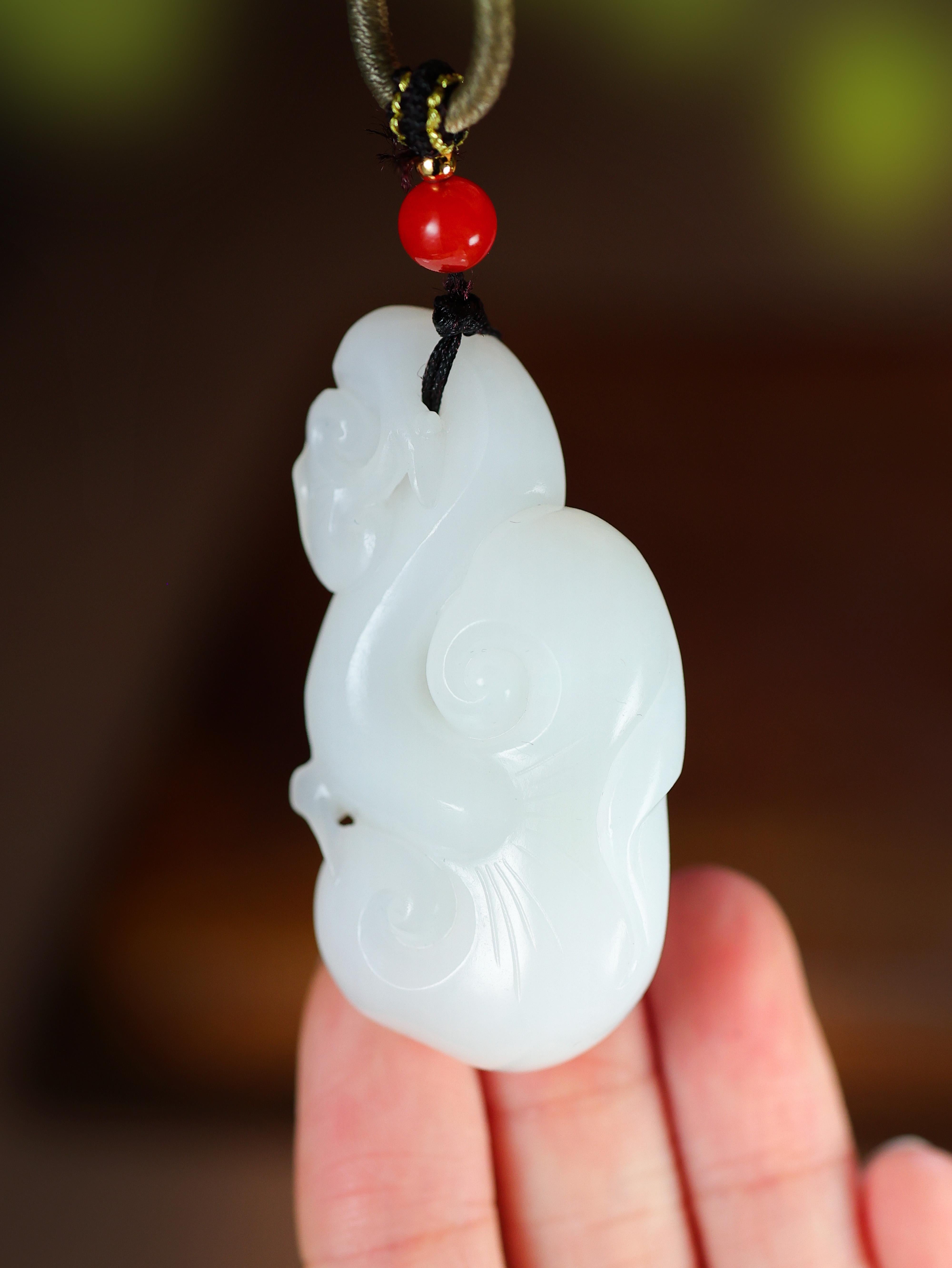 白玉如意吊坠（yc202395） – 添福玉器