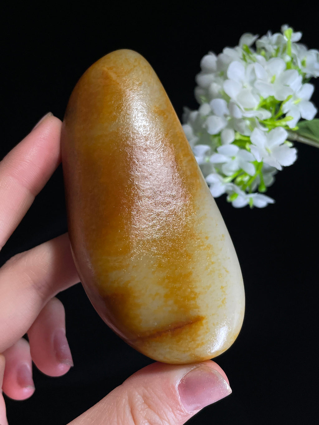 新疆天然和田玉籽料原石洒黄皮手把件（yc272427）
