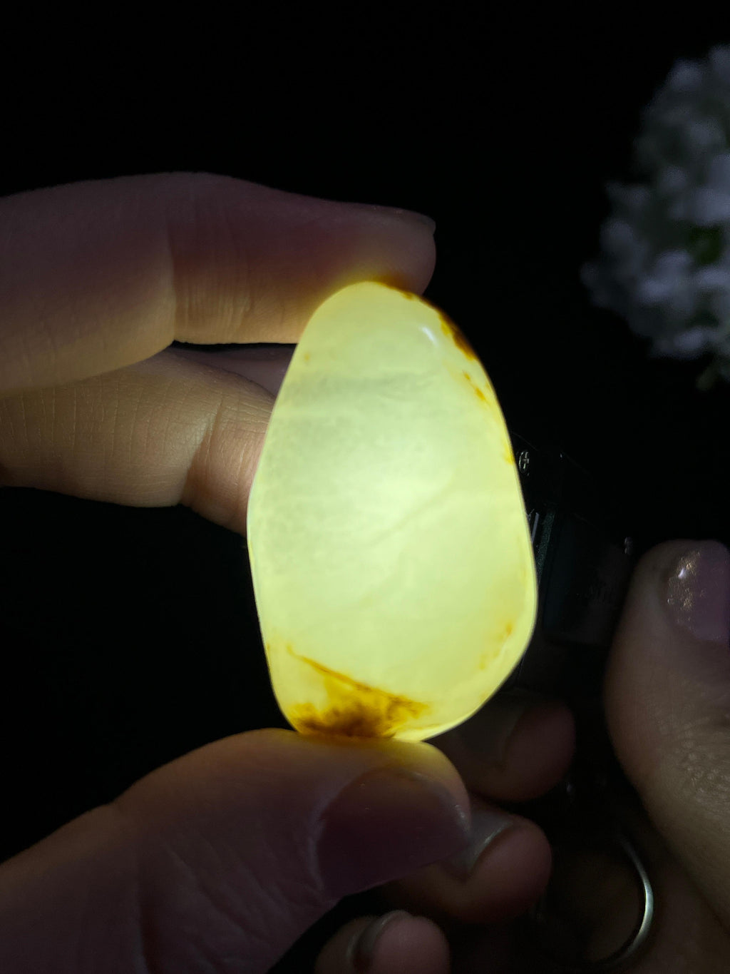 和田玉白玉聚红皮籽料原石（yc265663）