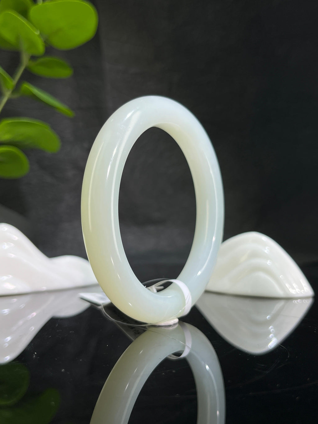 新疆和田玉且末高青白玉手镯（59卡）（yc231979）