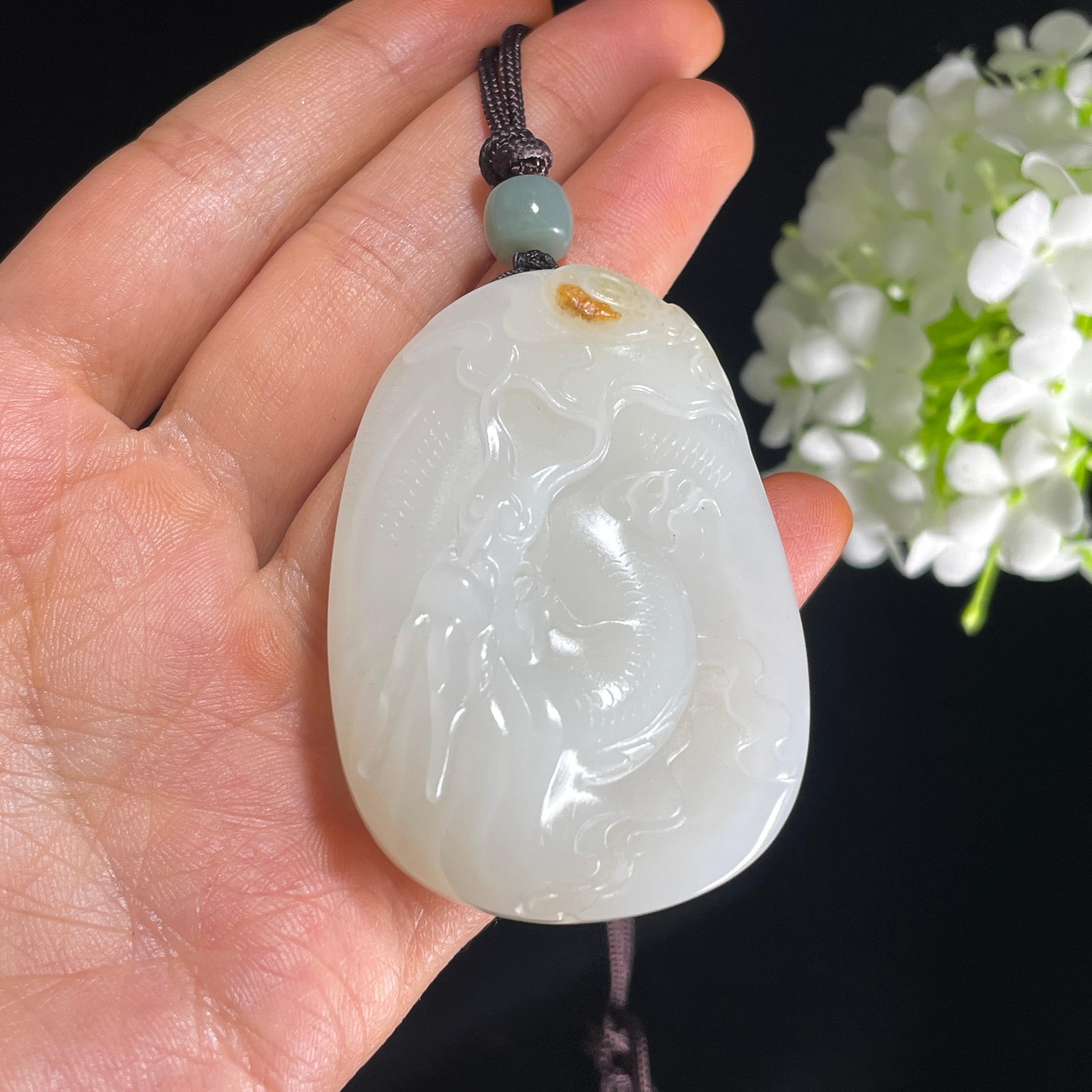 和田玉白玉红皮籽料龙牌挂件（yc384177）