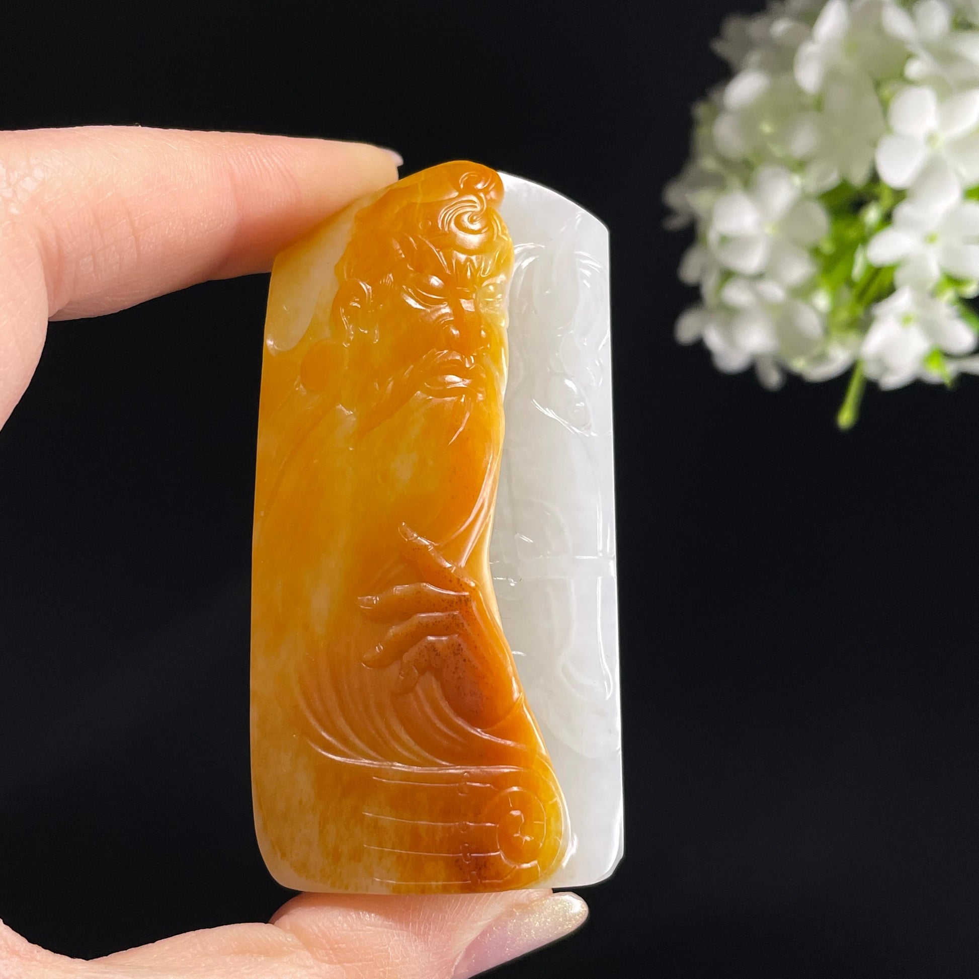 和田玉白玉洒金皮“威震山河”关公雕刻（yc355937）