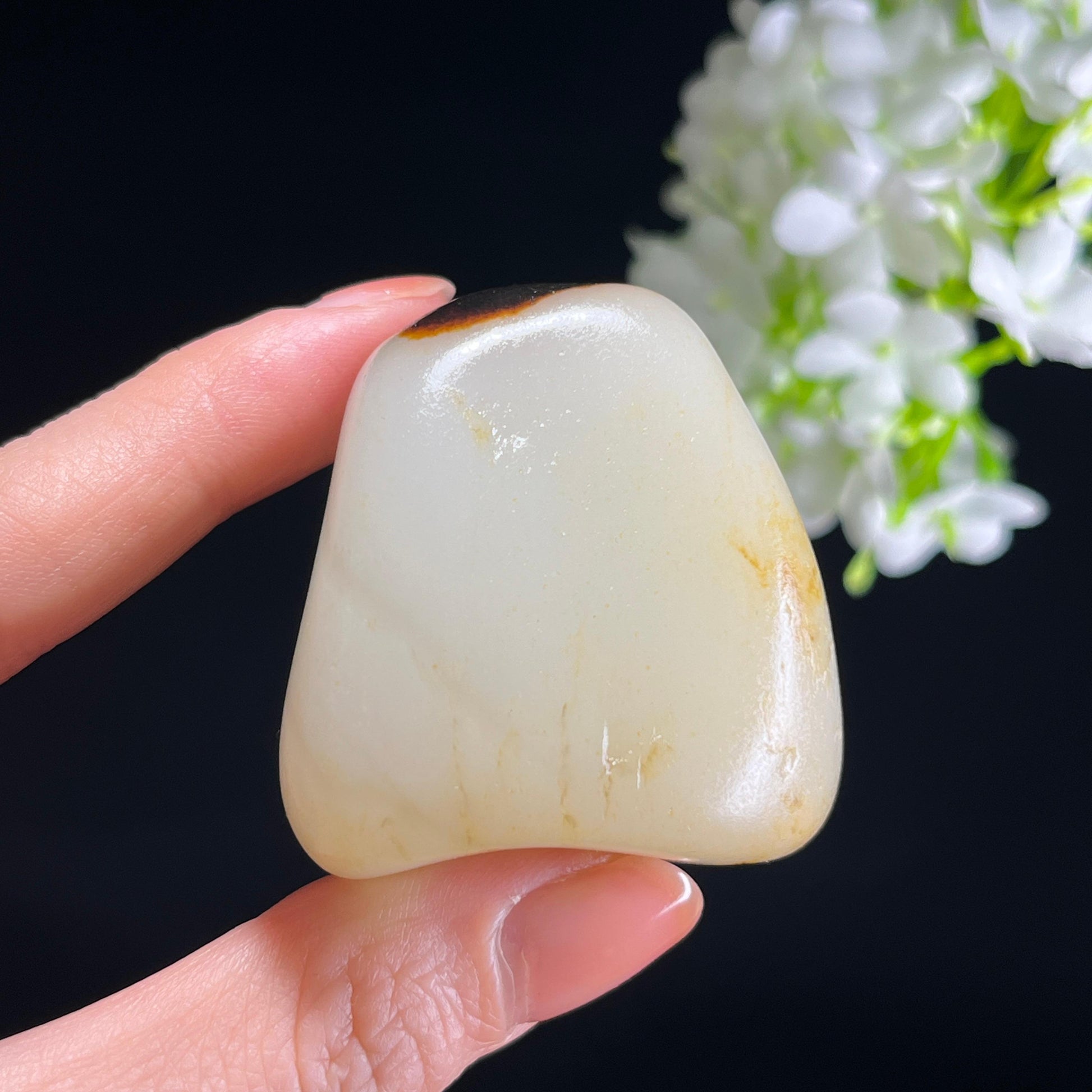 和田玉白玉“玉顶墨光”洒金黑红皮籽料（yc345869）