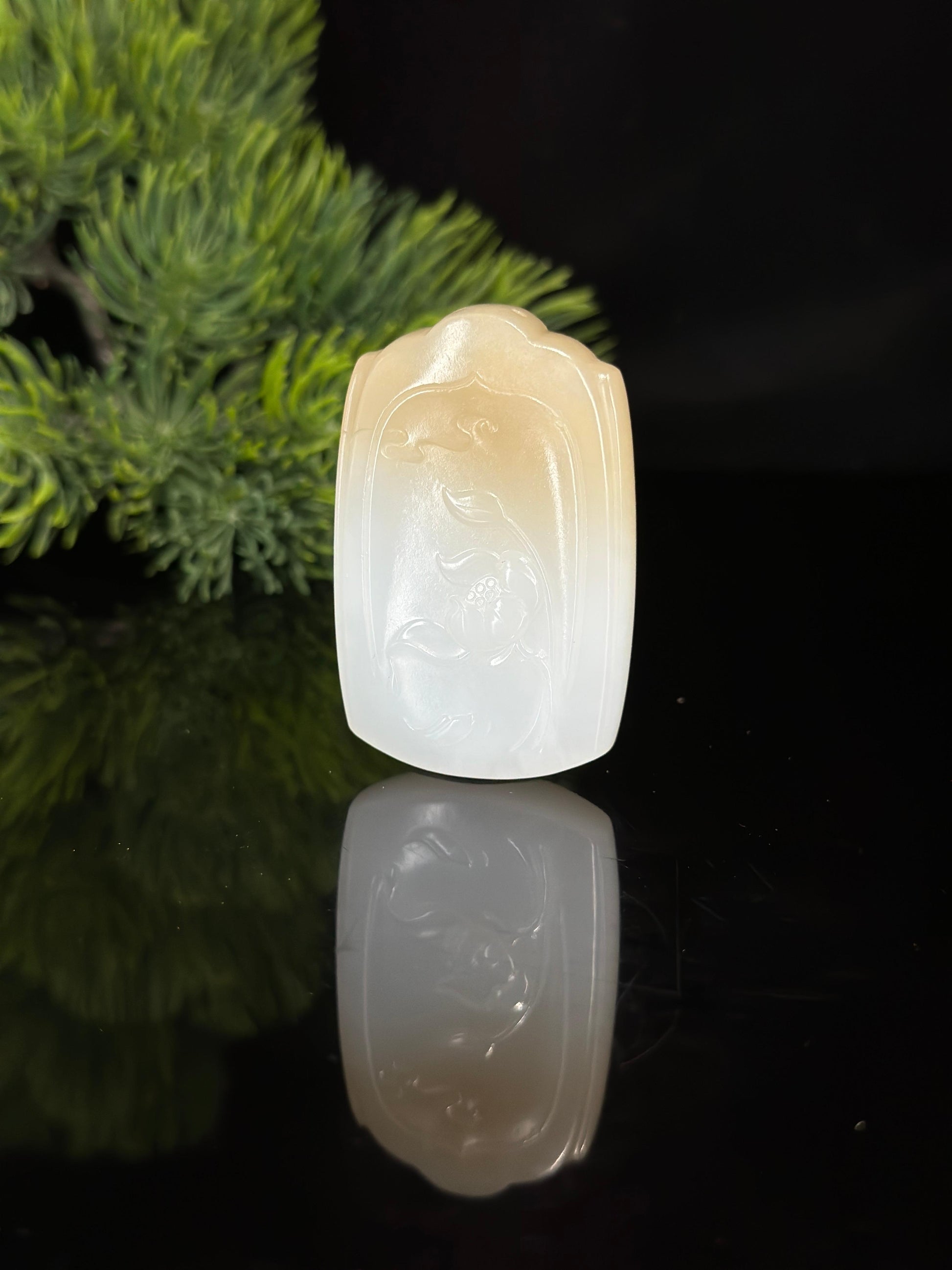 和田玉一品清廉糖白玉莲花挂件（yc482490）