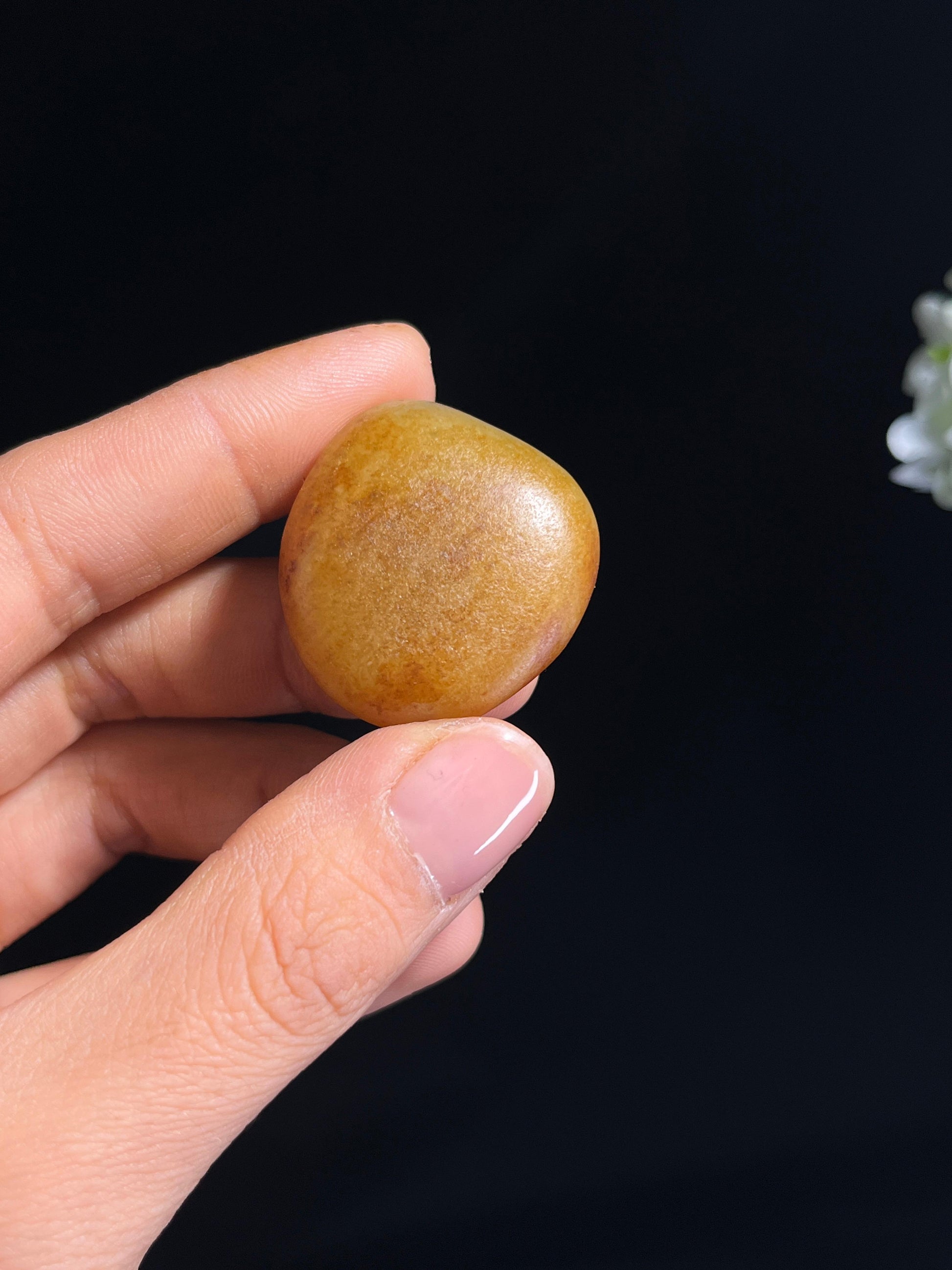 新疆天然和田玉黄沁籽料原石（yc263870）