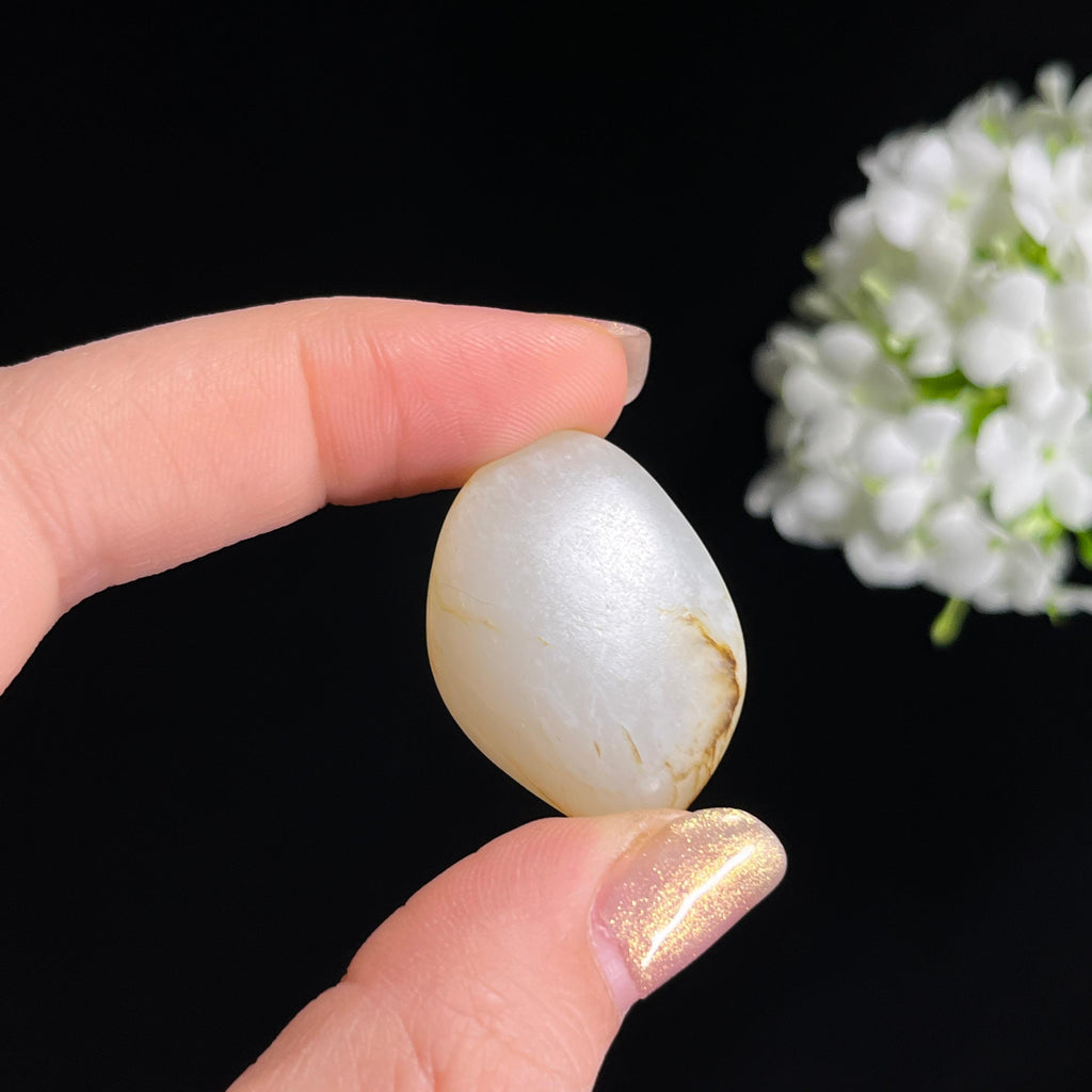 和田玉白玉洒金秋梨皮“晨霜寒玉”籽料原石（yc302088）