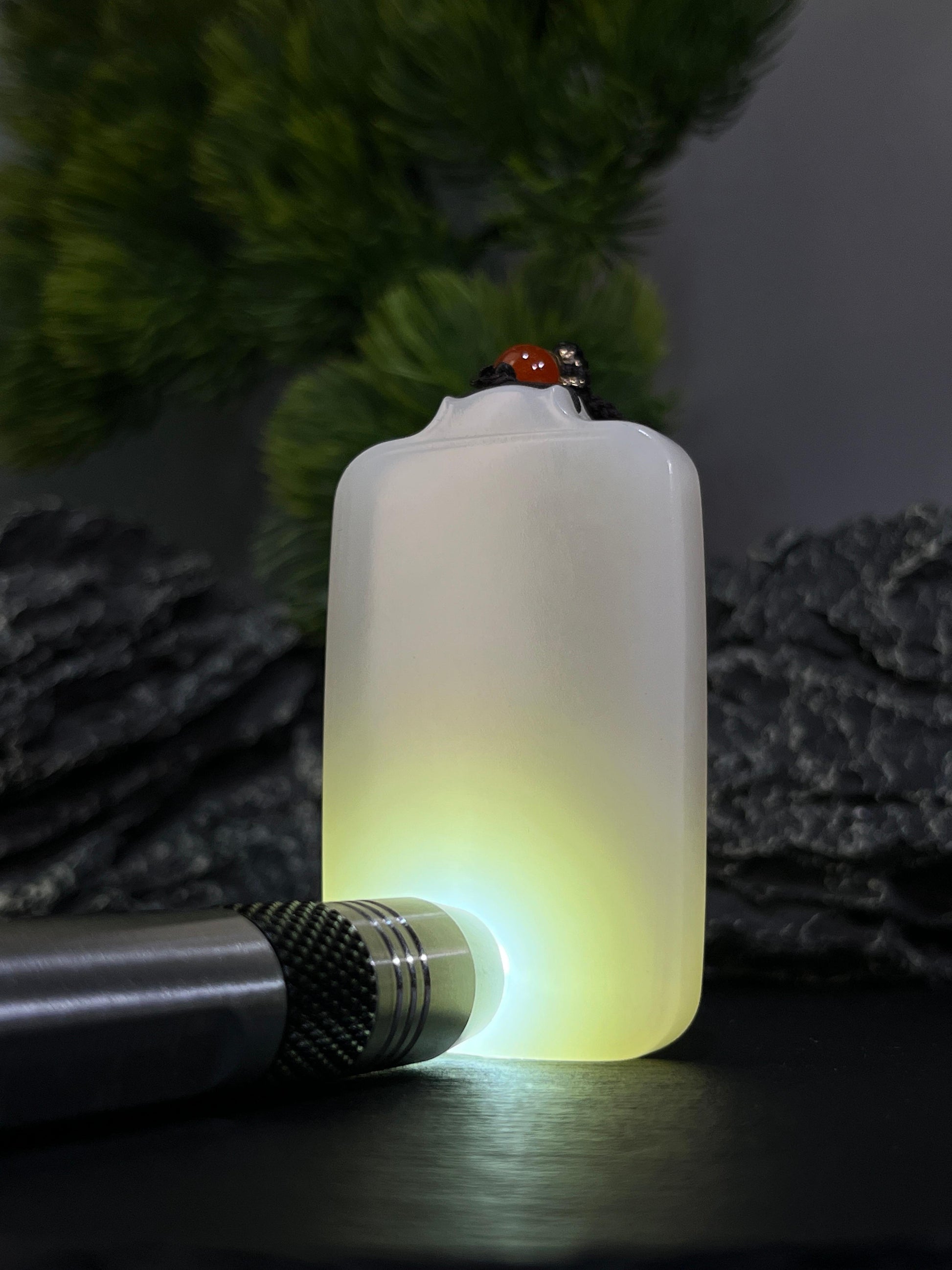 和田玉高青白玉平安无事牌（yc228789）