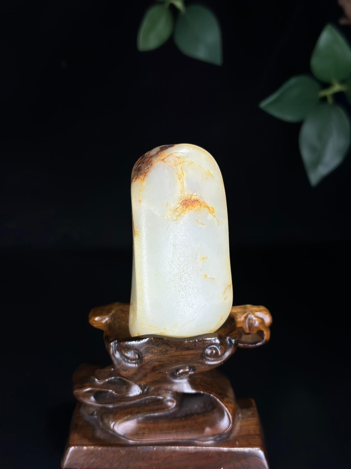 精品新疆和田玉白玉聚红皮籽料手把件（yc775636）