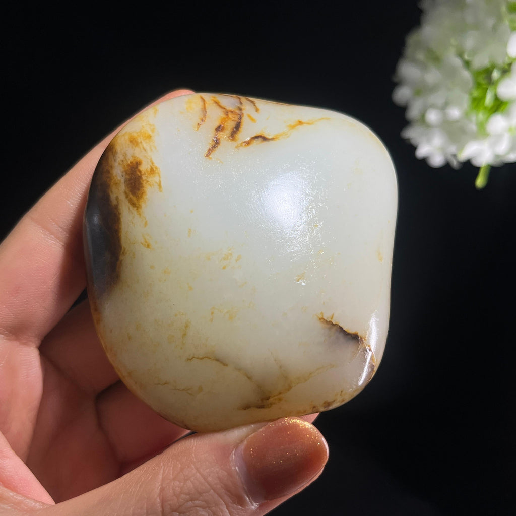 和田玉白玉“烟汀暮染”秋梨皮聚黑皮籽料（yc387446）