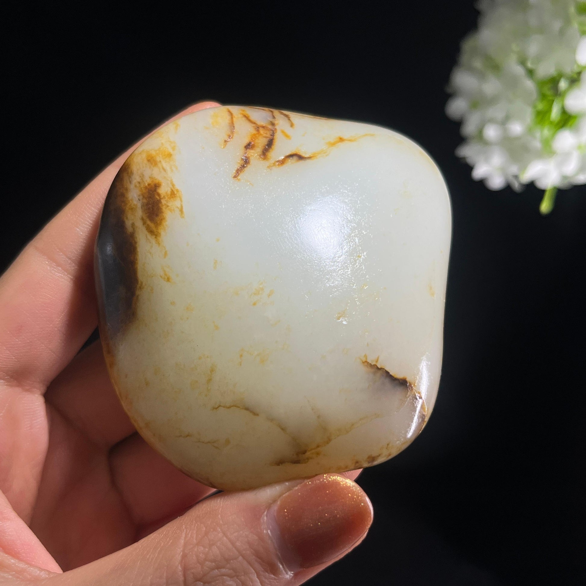 和田玉白玉“烟汀暮染”秋梨皮聚黑皮籽料（yc387446）