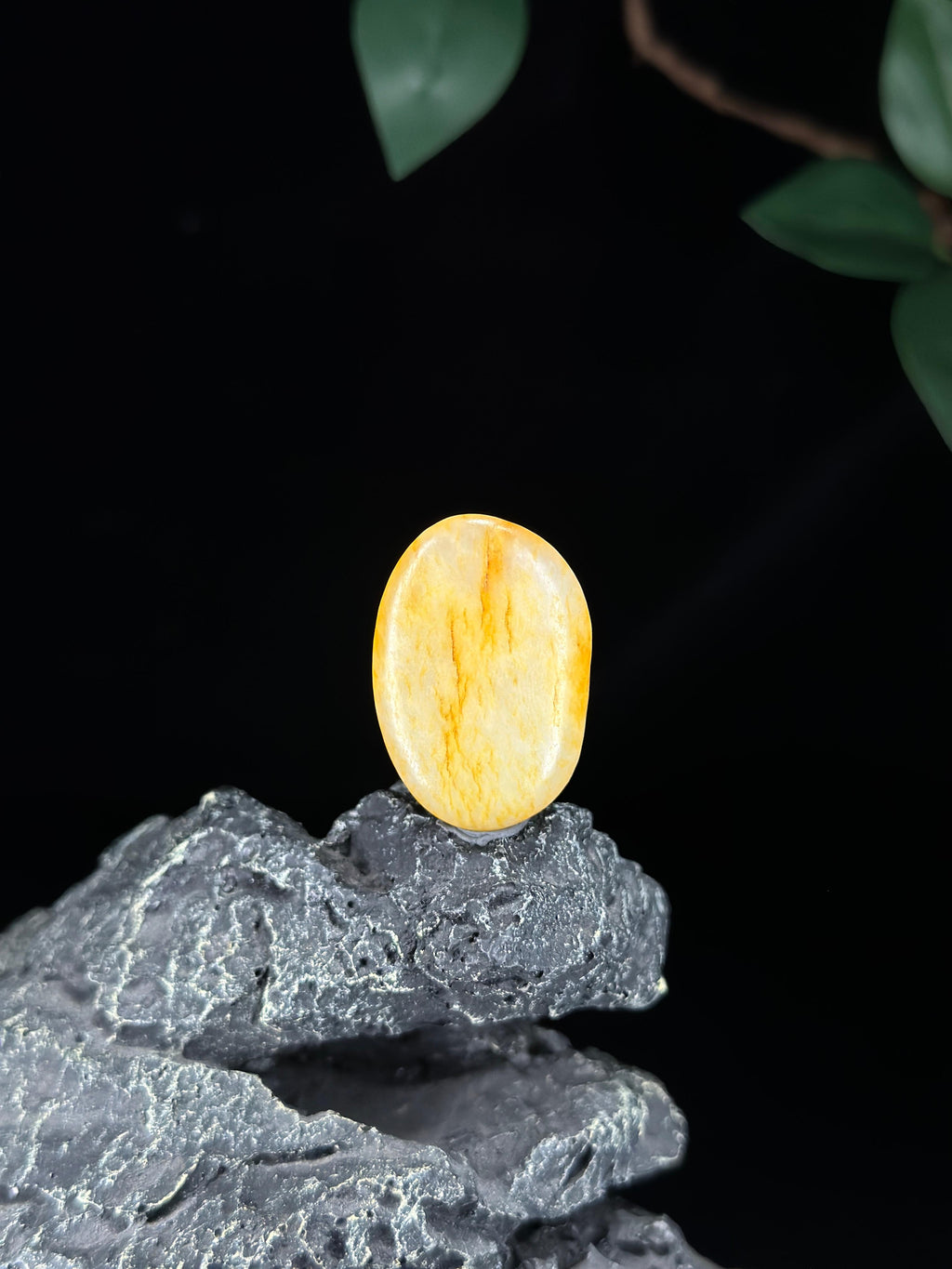 新疆和田玉精品白玉洒金皮籽料挂件（yc755845）