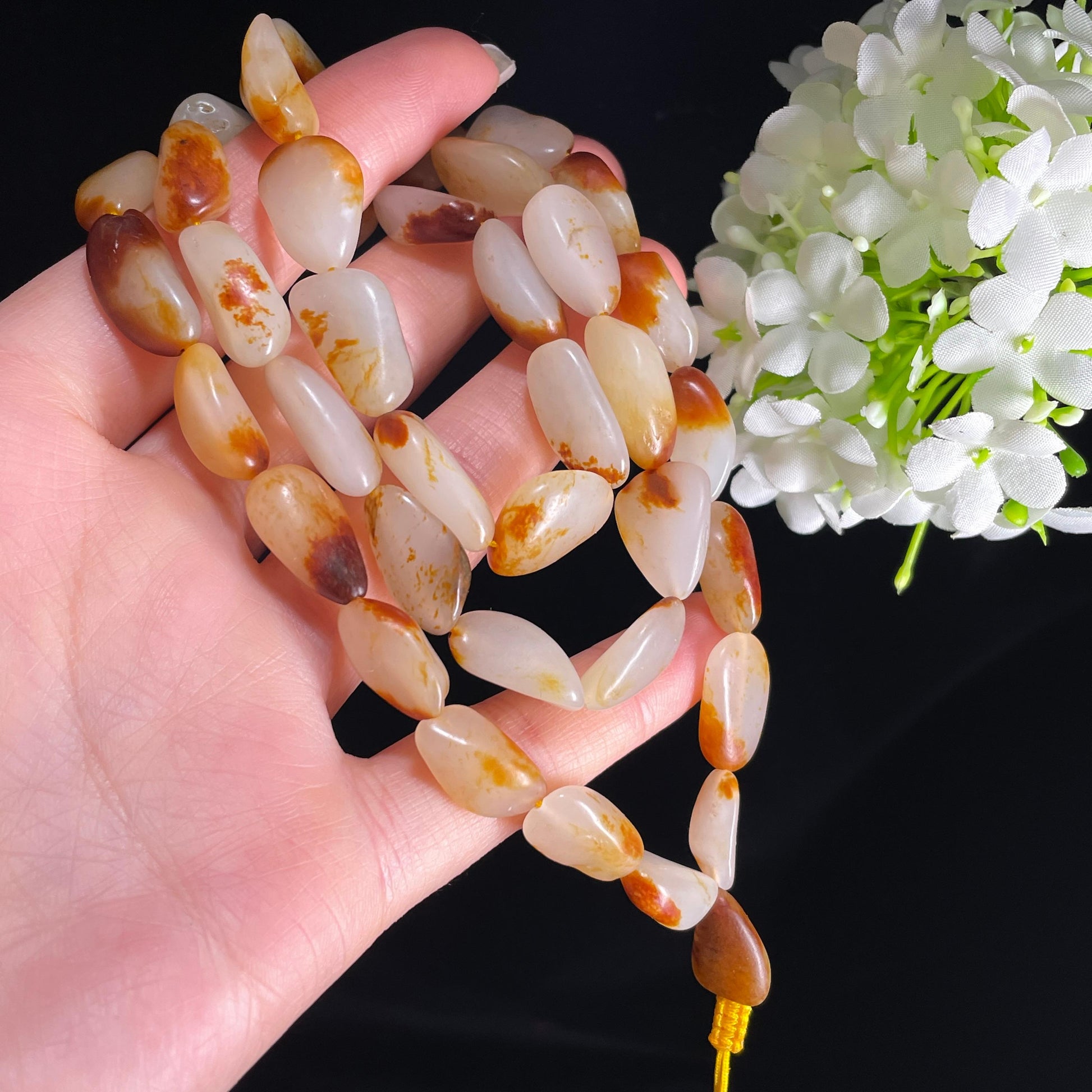 新疆天然和田玉红皮白肉精品原籽手串（42颗）（yc393149）