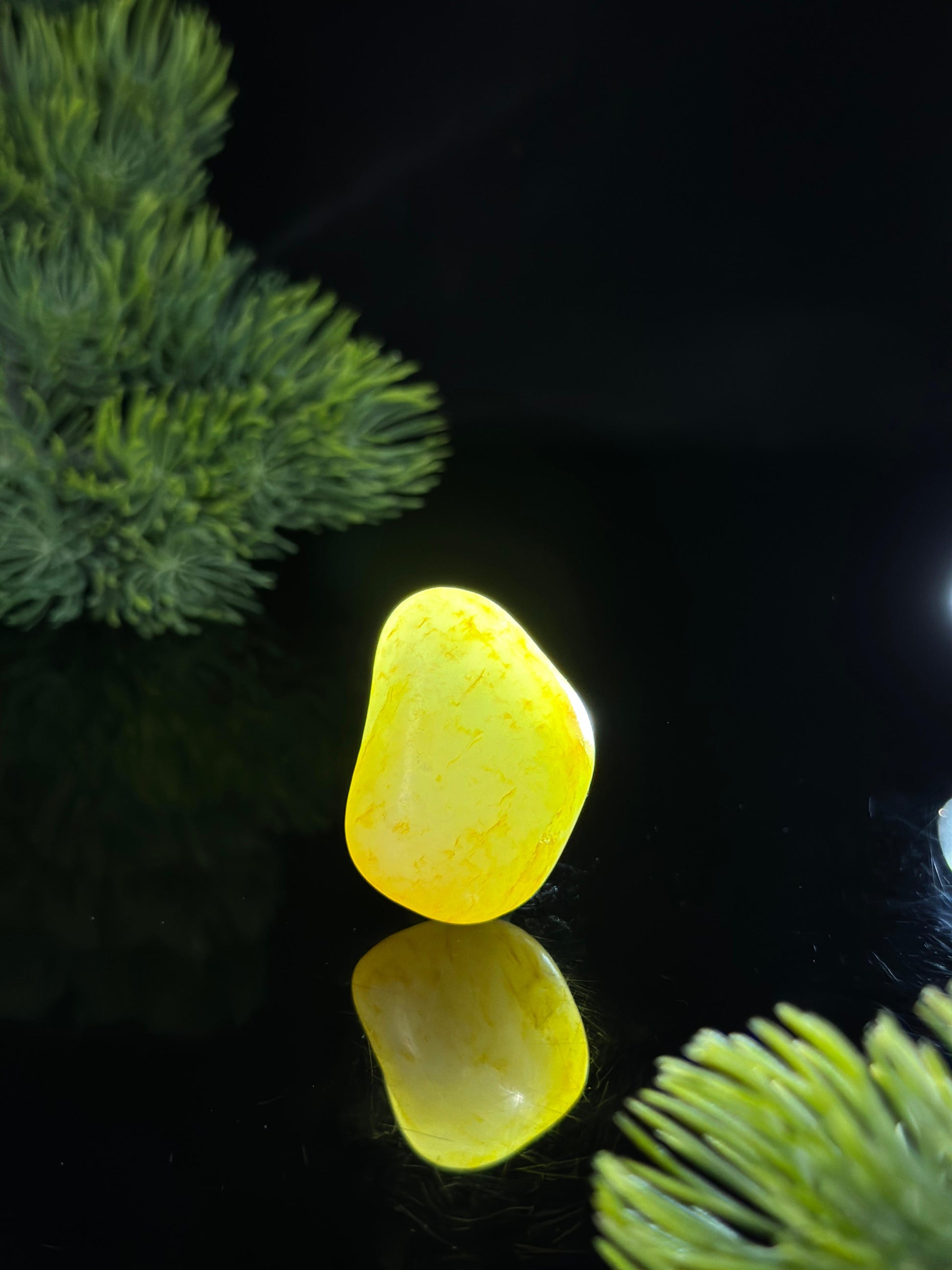 新疆和田玉白玉洒金皮精品挂件籽（yc478842）