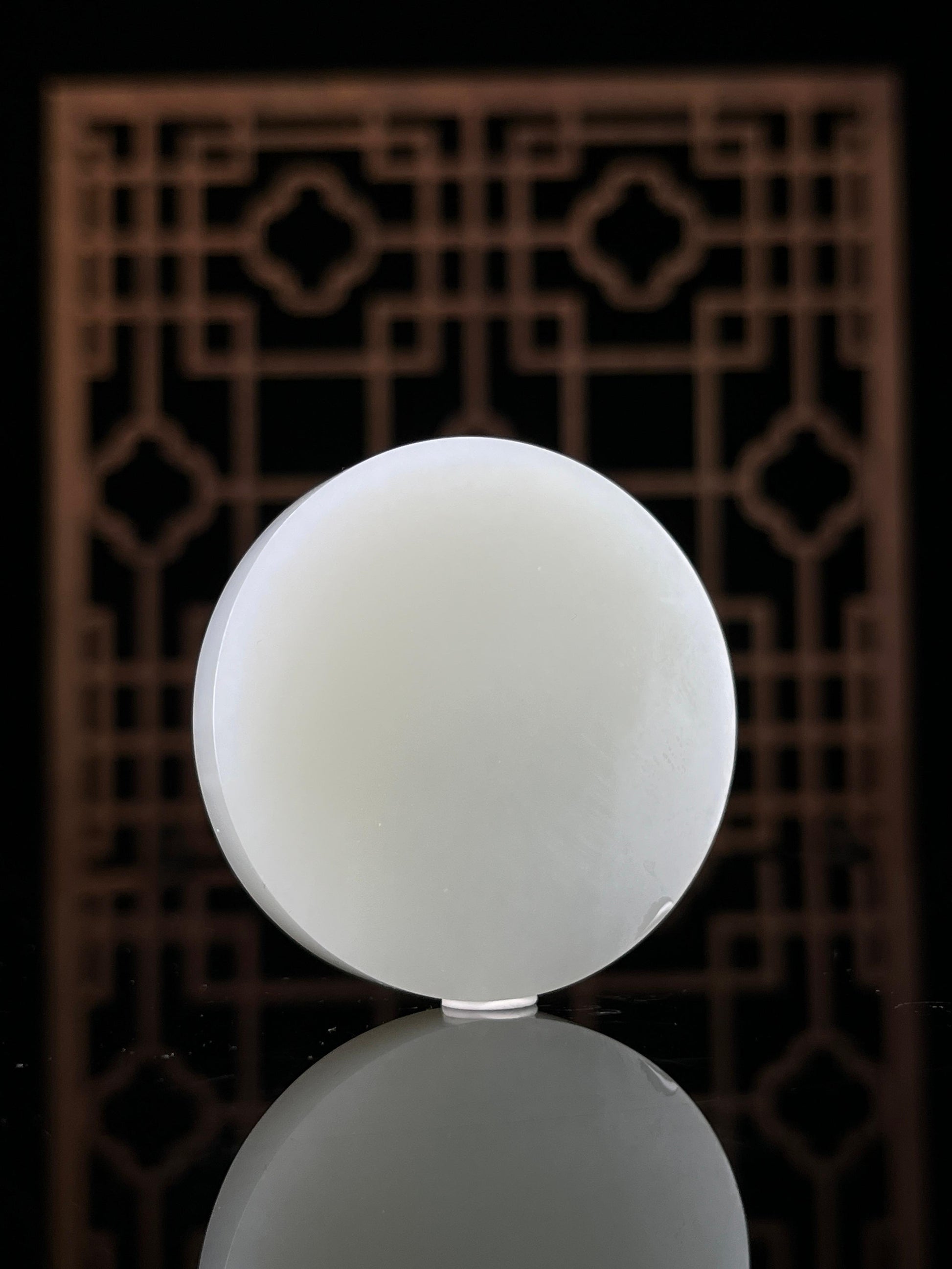 新疆和田玉天然羊脂白玉麒麟挂件（yc232388）