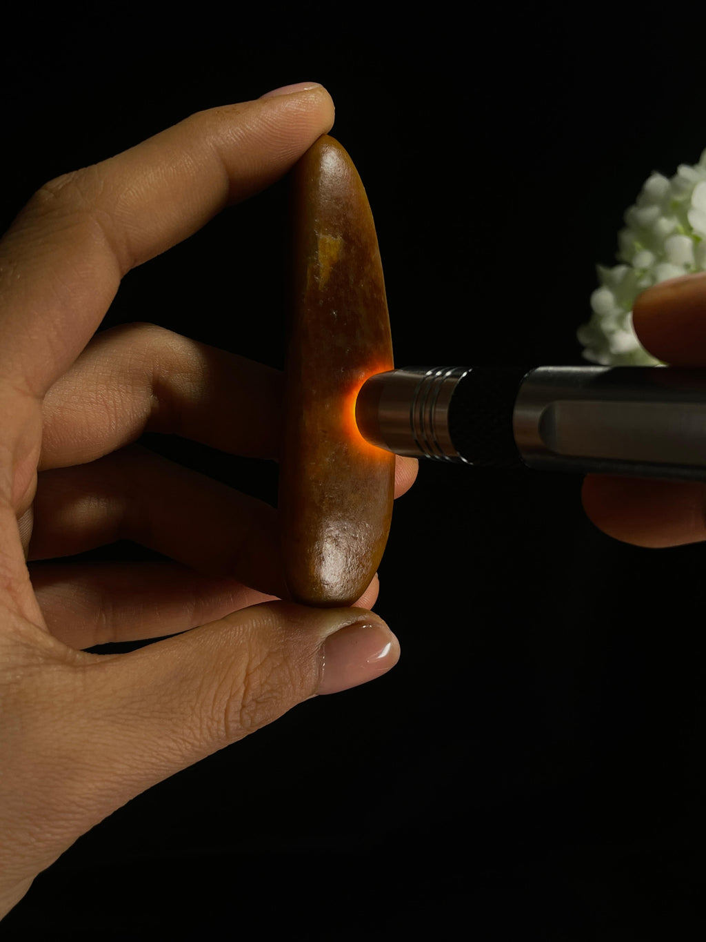 新疆天然和田玉籽料原石黄沁挂件2（yc266540）