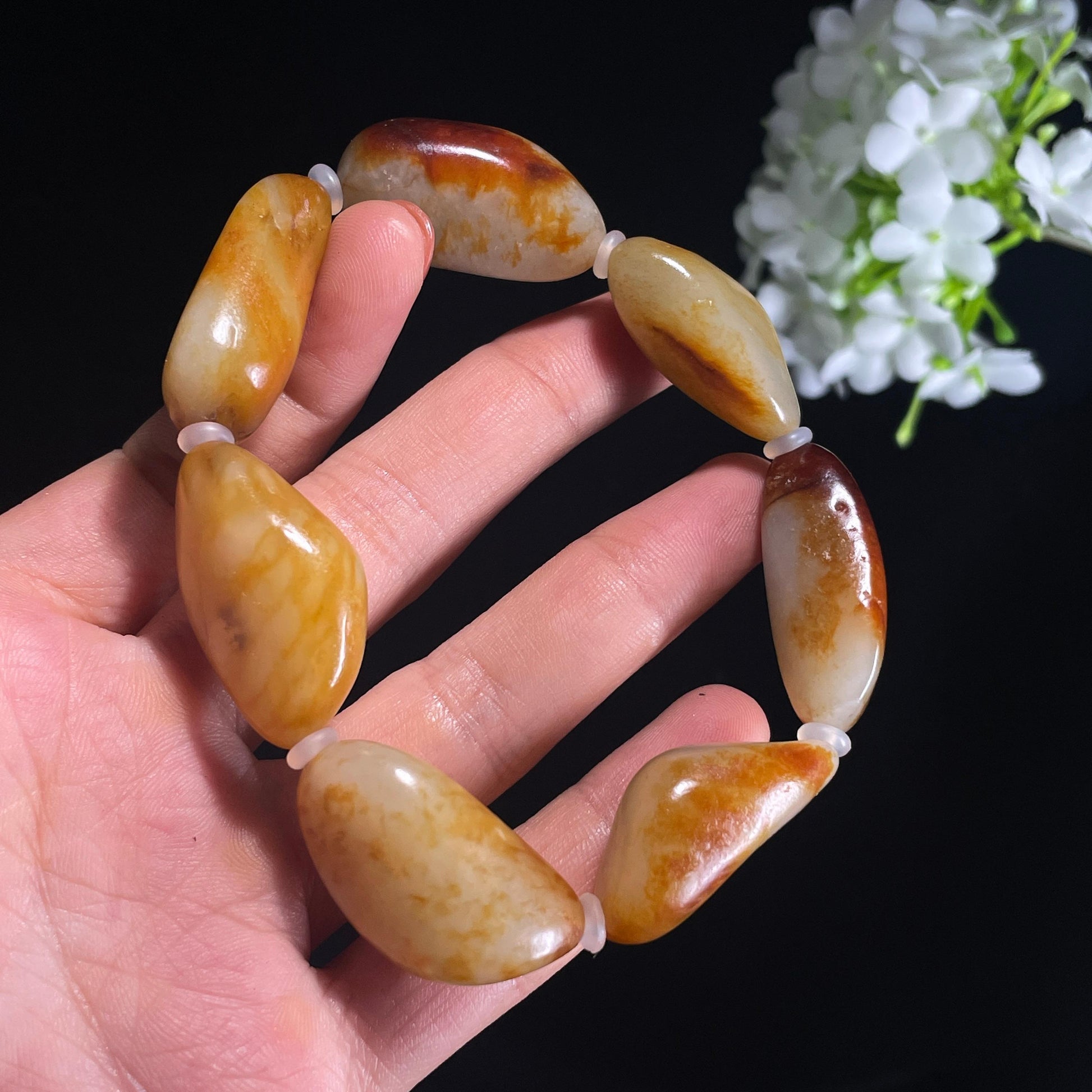 新疆天然和田玉聚红皮洒金籽料手串（yc401346）