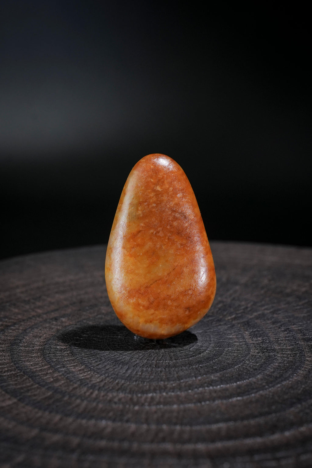 和田玉——聚红皮水滴型籽料yc182861