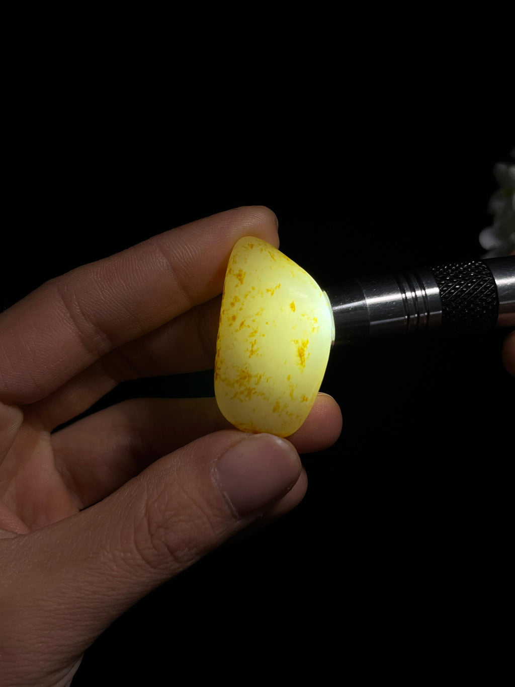 和田玉白玉洒金皮籽料原石（yc263869）