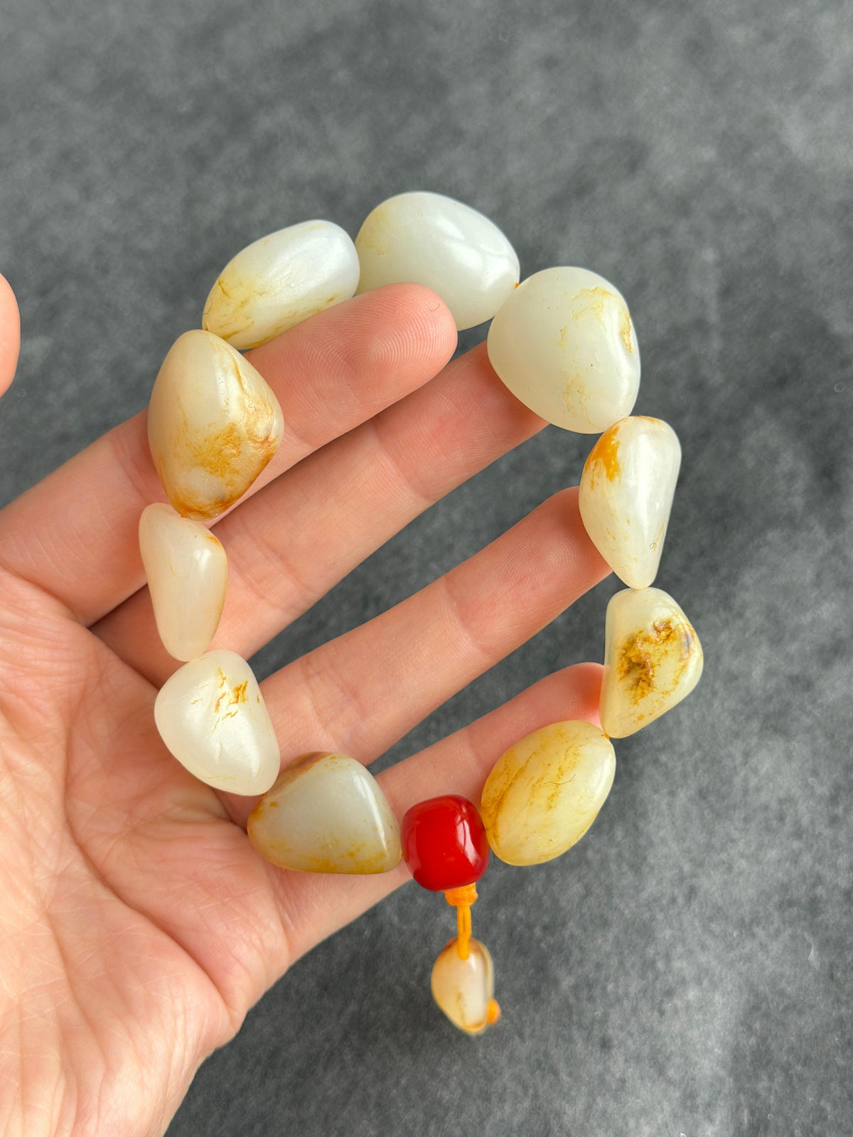 精品新疆和田玉籽料洒金皮原籽手串（11颗）（yc783157）