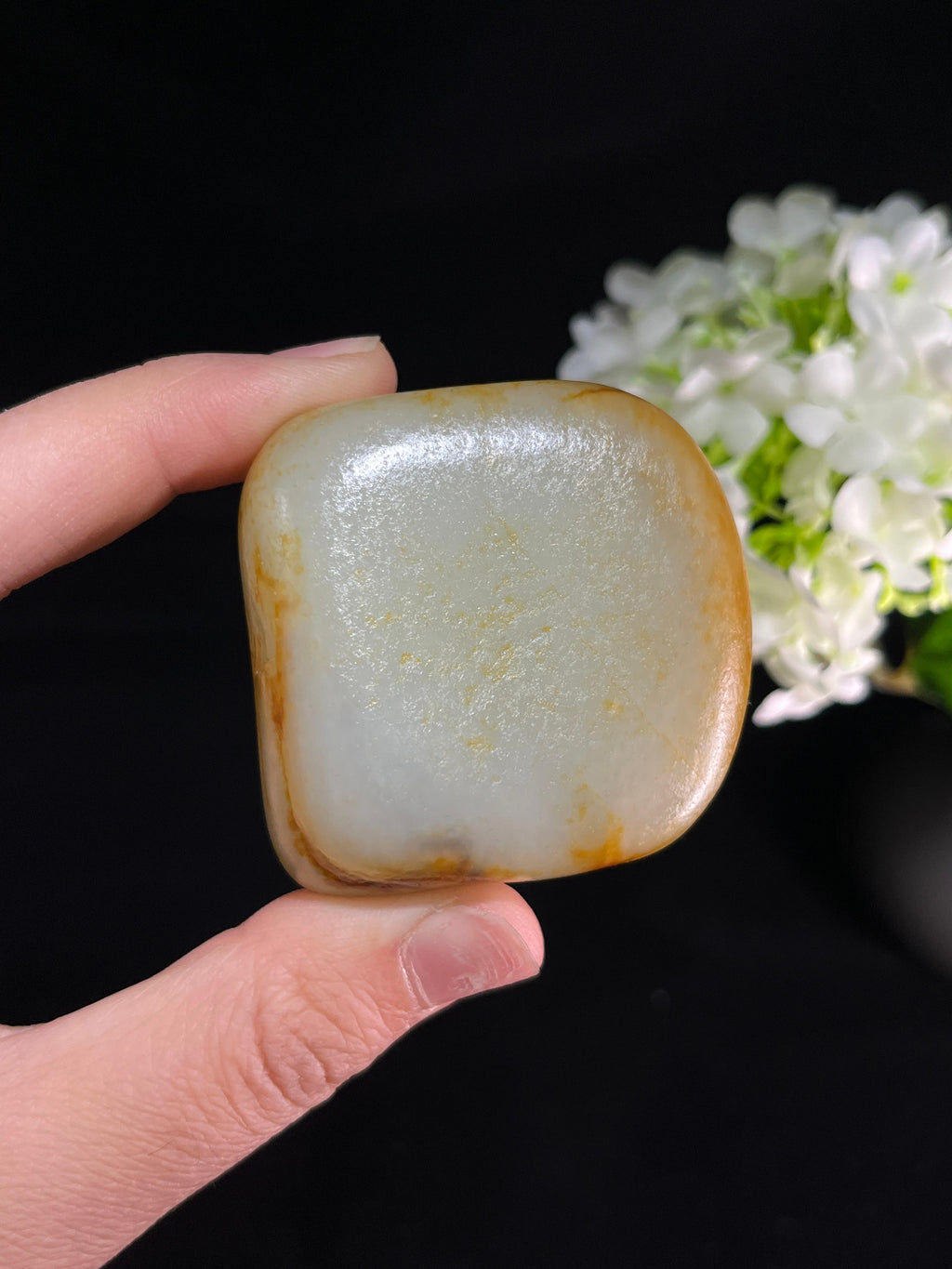 新疆和田玉白玉带洒金皮籽料原石（yc250930）