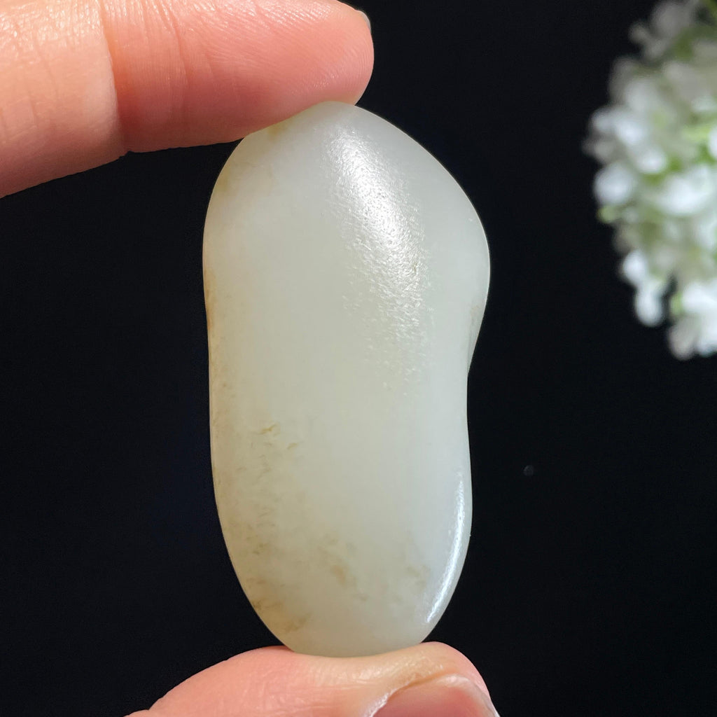 新疆和田玉“雪溪浮痕”白玉秋梨皮籽料（yc440979）
