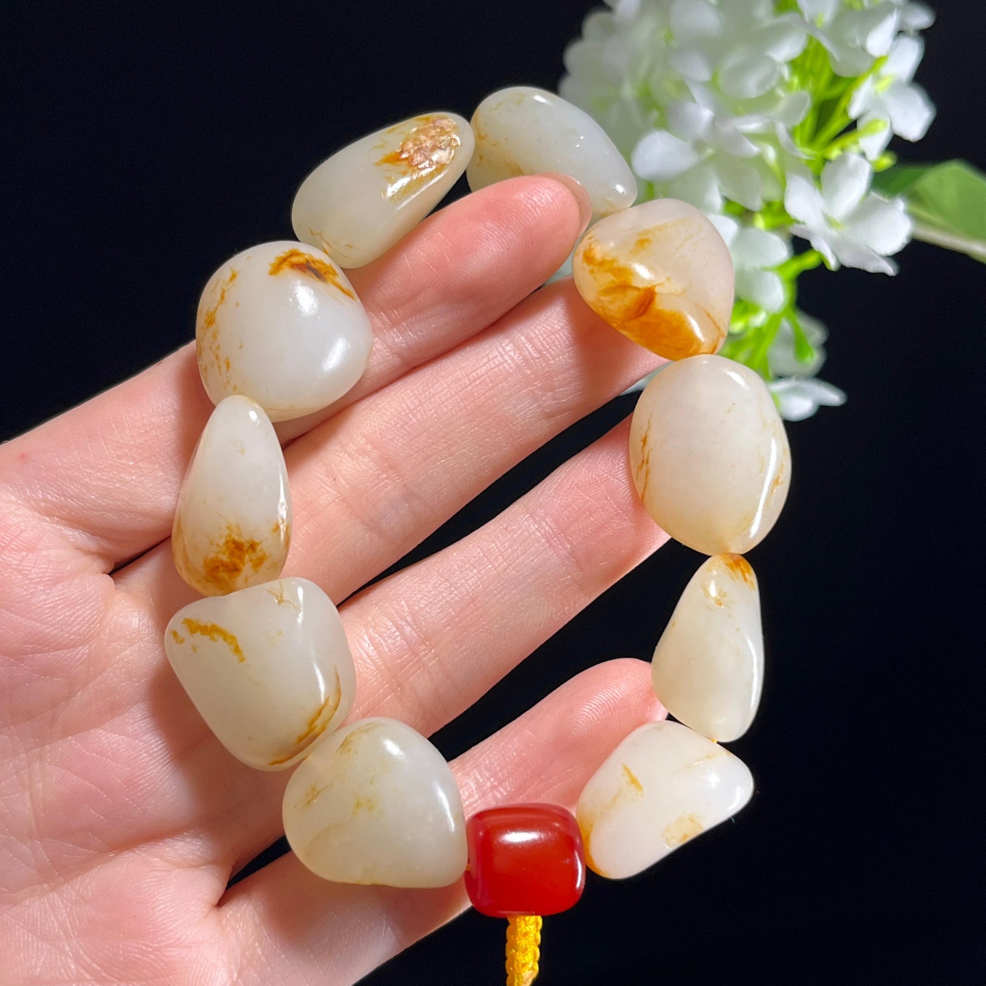 和田玉白玉洒金皮红皮籽料原籽手串（yc347507）