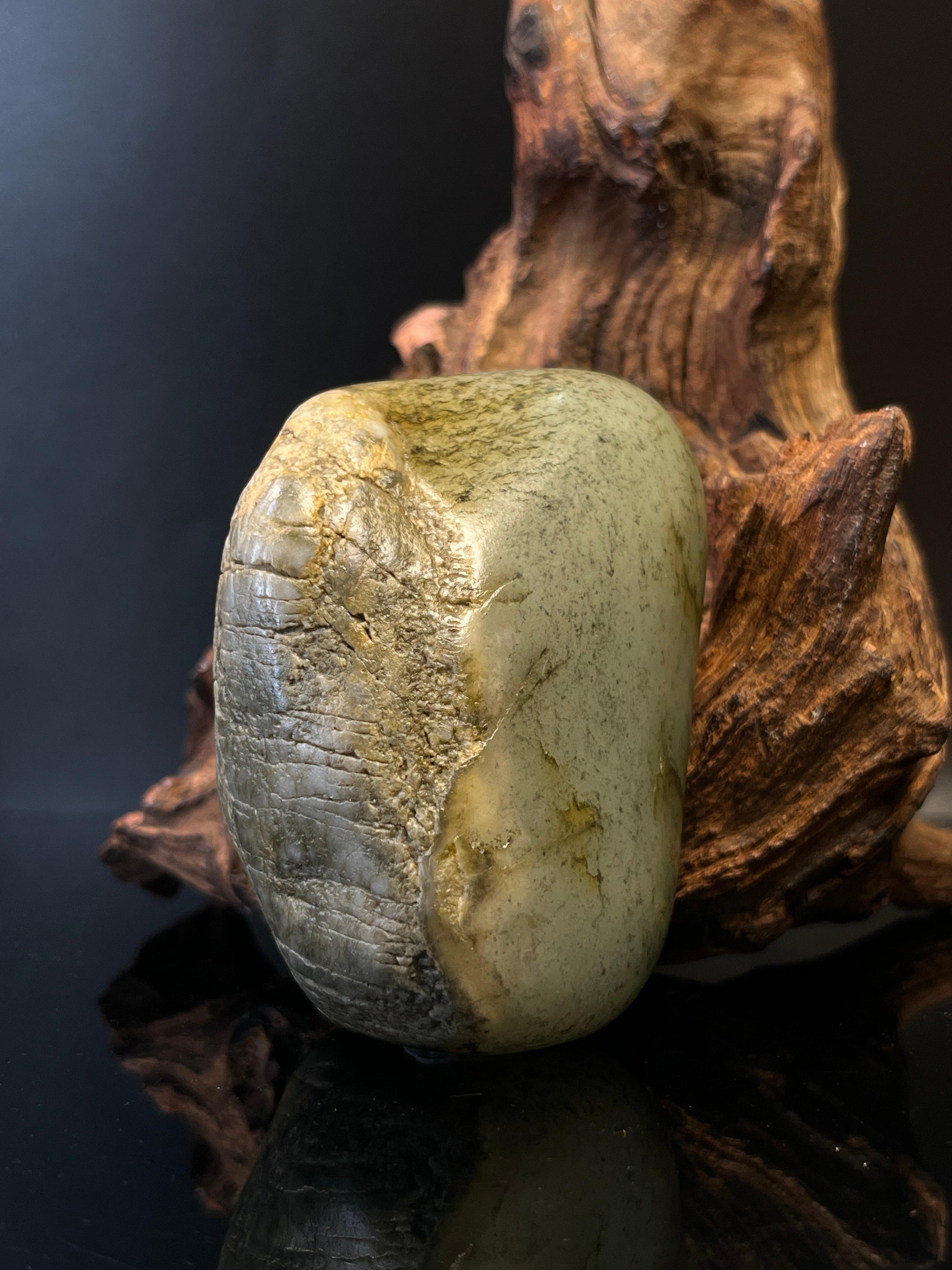 新疆和田玉籽料原石油库料特色小摆件（yc236708）