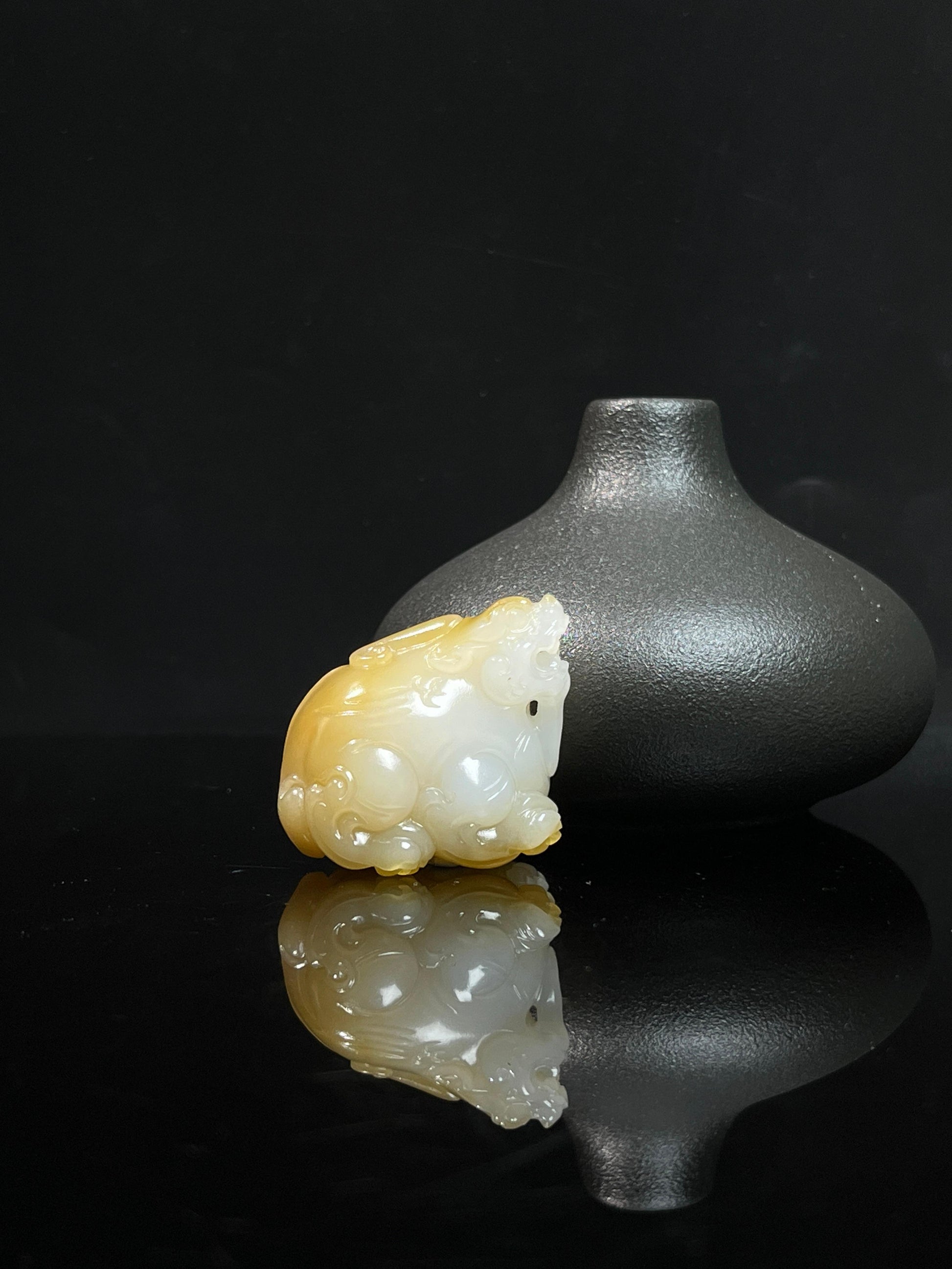 新疆和田玉且末糖料貔貅挂件（yc239946）