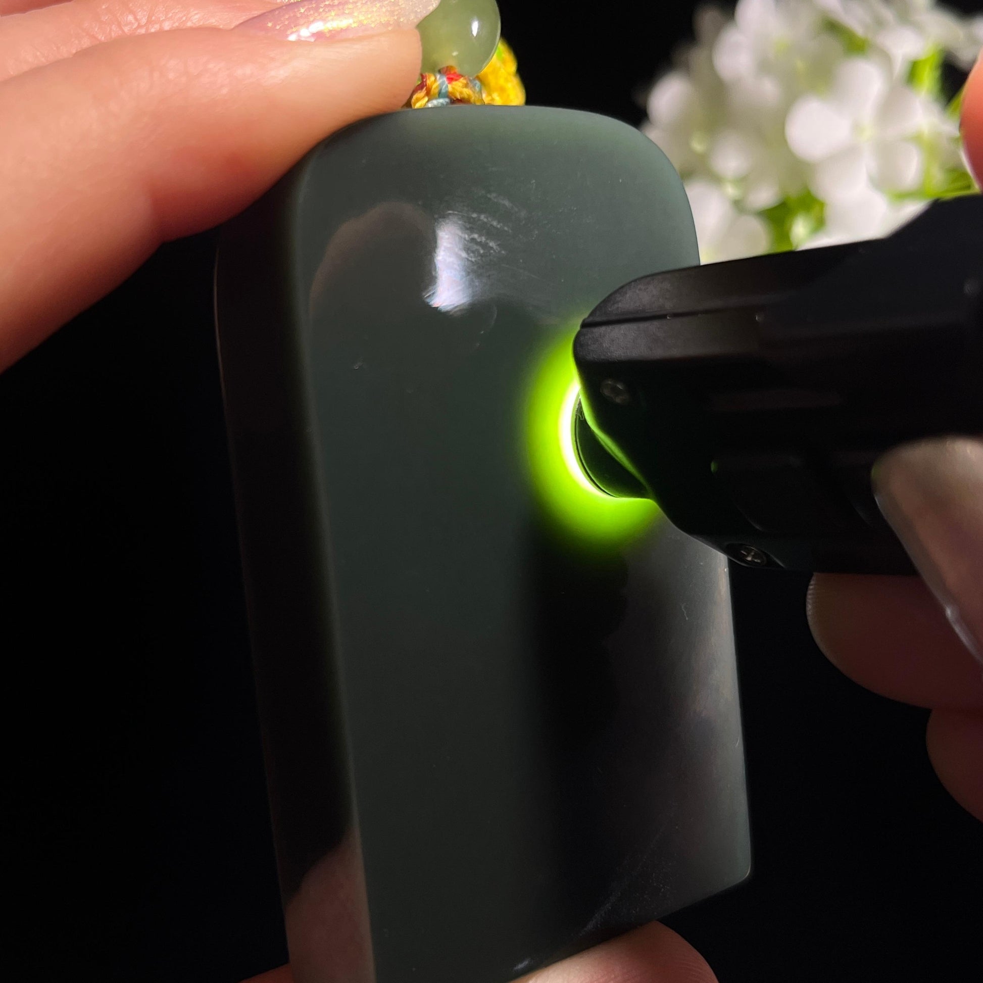 新疆天然和田玉“静水含光”青玉平安无事牌（yc330272）