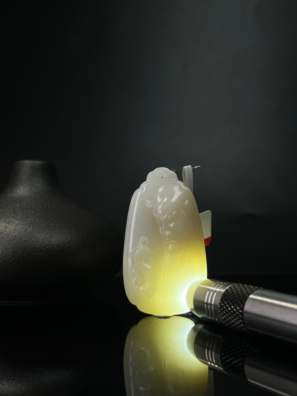 和田玉且末糖白 “玉韵关公牌”（yc242895）