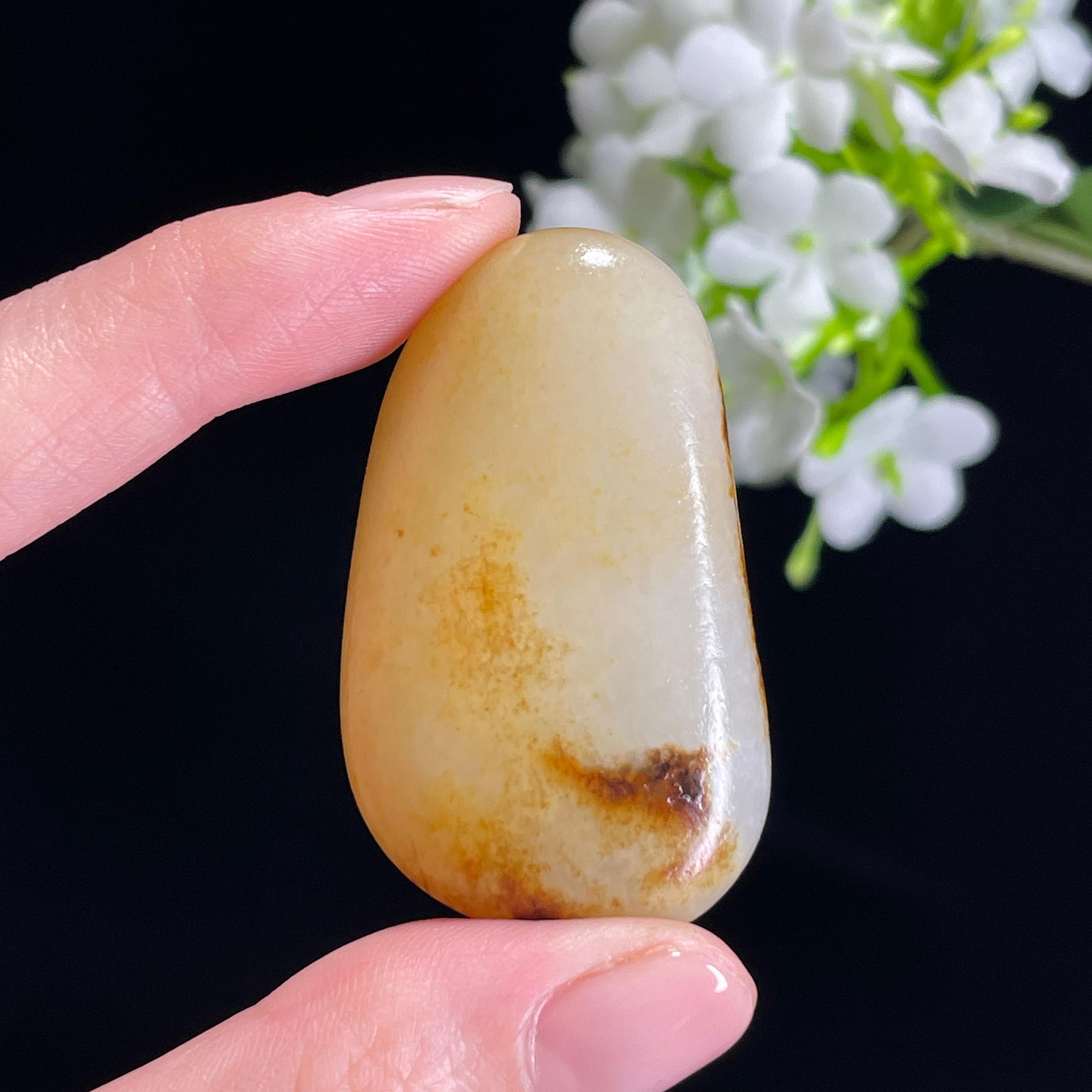 和田玉暖白种“山月留痕”秋梨皮籽料（yc314420）