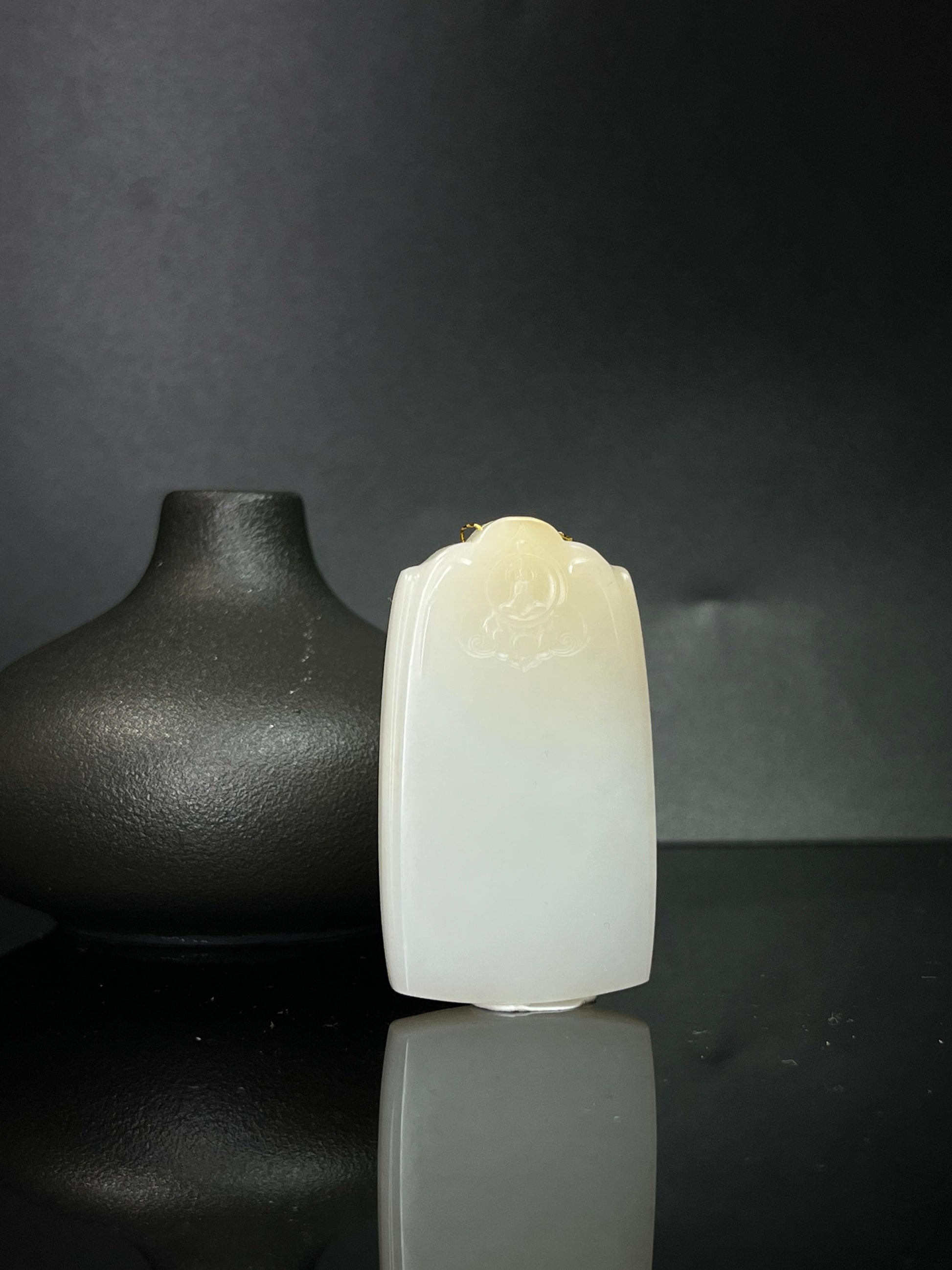 和田玉且末雕刻无相佛题材无事牌（yc241016）