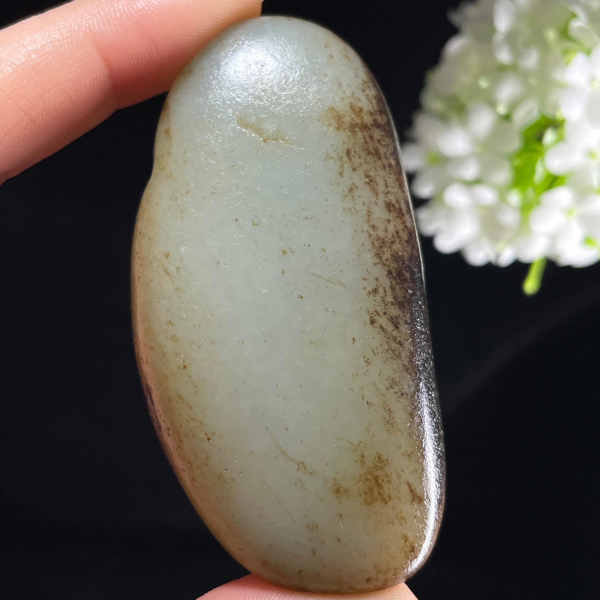 和田玉青白玉“夜岚覆江”聚黑皮籽料（yc394245）