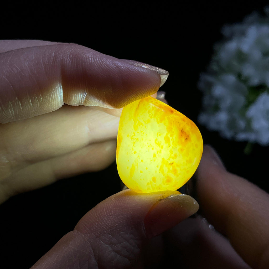 和田玉青白玉洒金皮“金运吉星”籽料原石（yc297901）