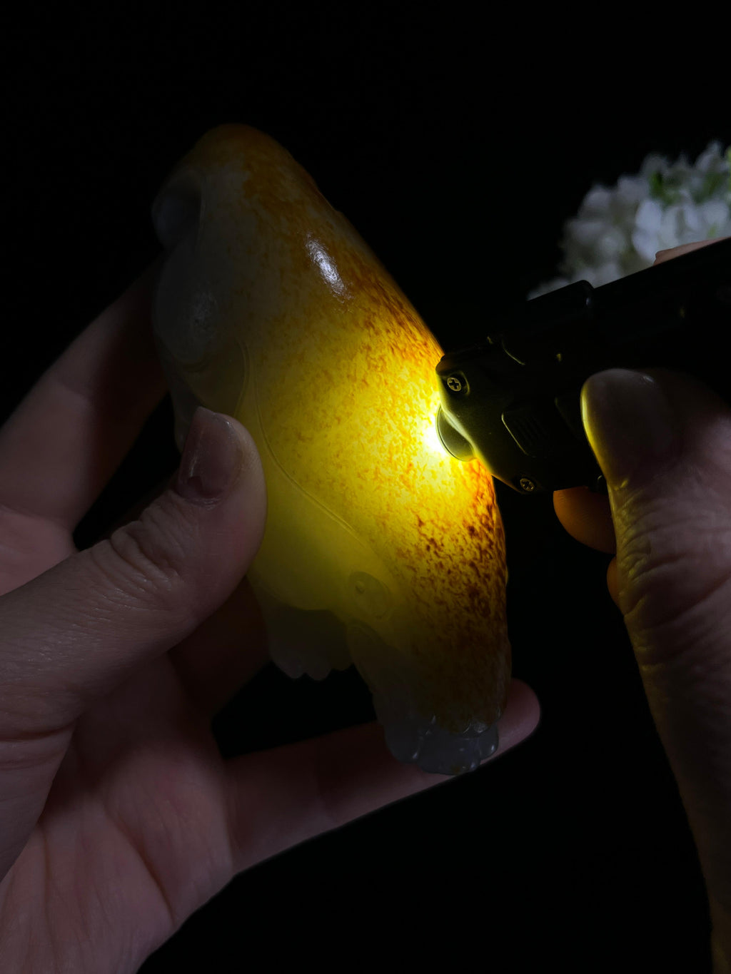 和田玉洒金皮“金皮瑞兽”招财貔貅雕刻手把件（yc274513）