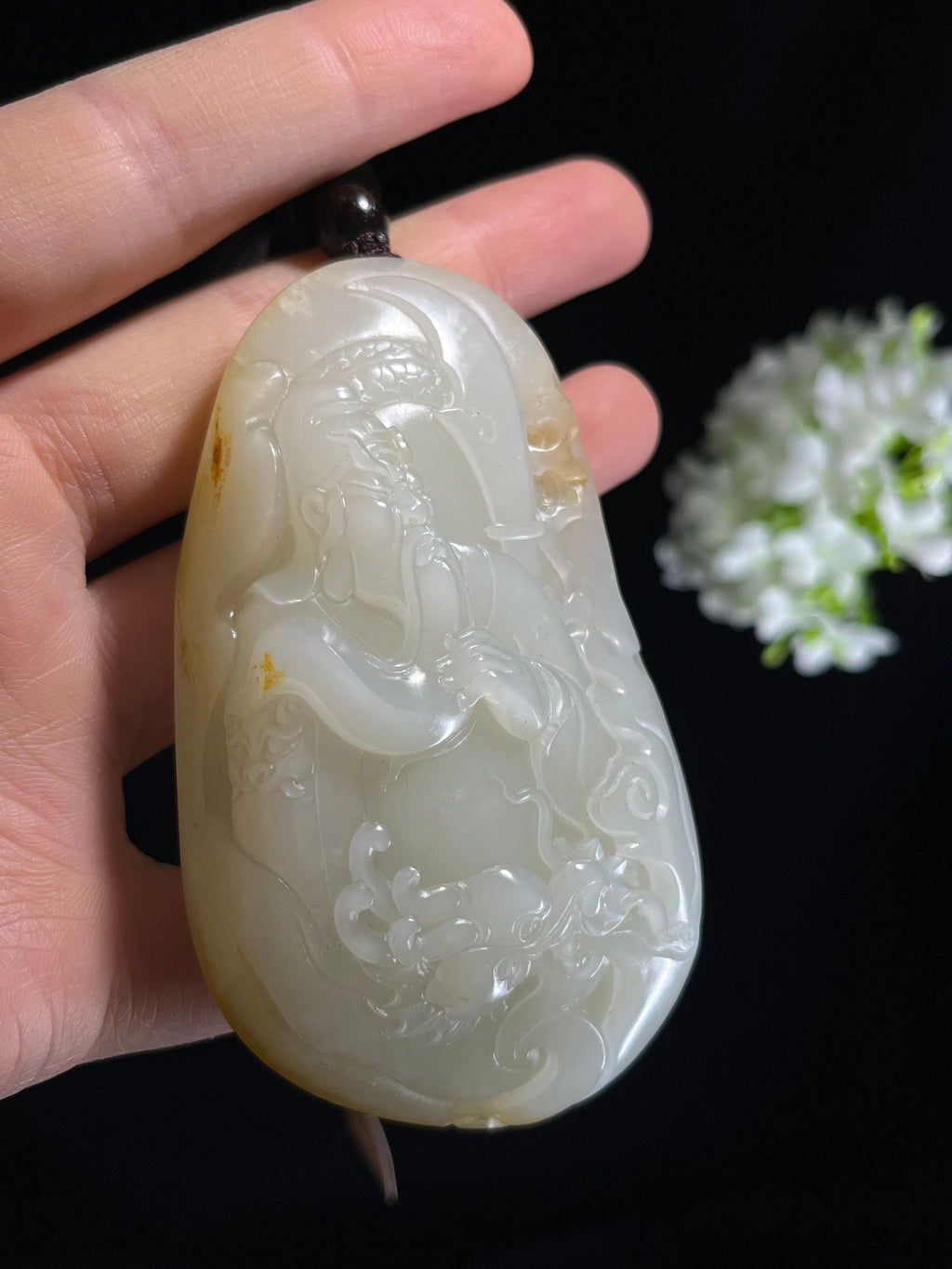 新疆天然和田玉白玉籽料洒金皮关公挂件/手把件（yc268807）