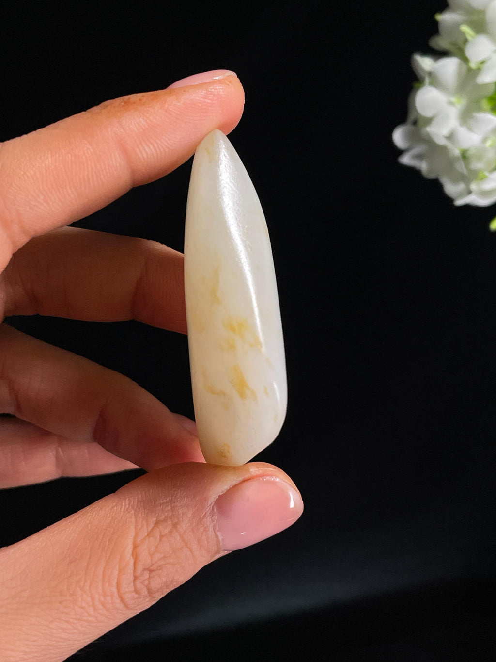 和田玉白玉洒金皮籽料原石手把件（yc265501）