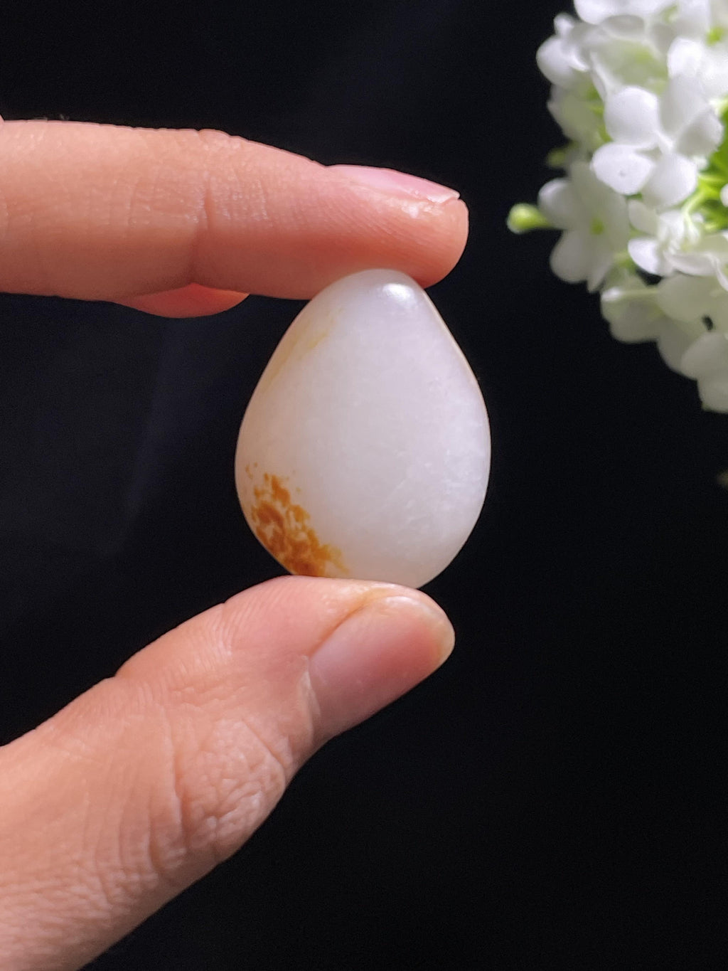 和田玉一级白枣红皮“鸿运当头”籽料原石（yc260831）