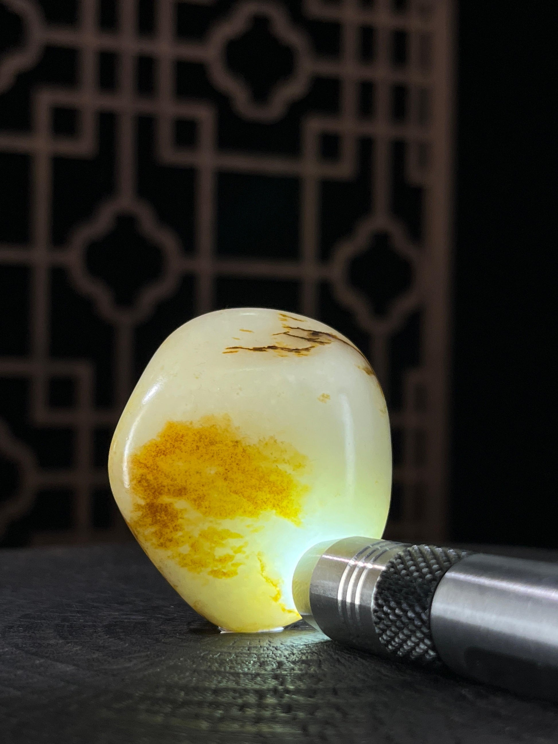 新疆和田玉白玉籽料原石洒金皮挂件2（yc233784）